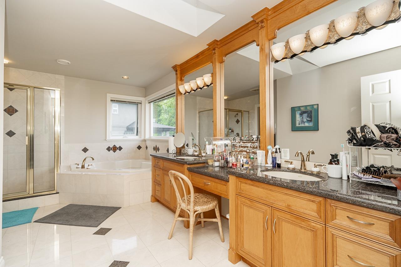 16337 113b Avenue, Surrey, British Columbia V4N 5A2 - Photo 12 - R3124636