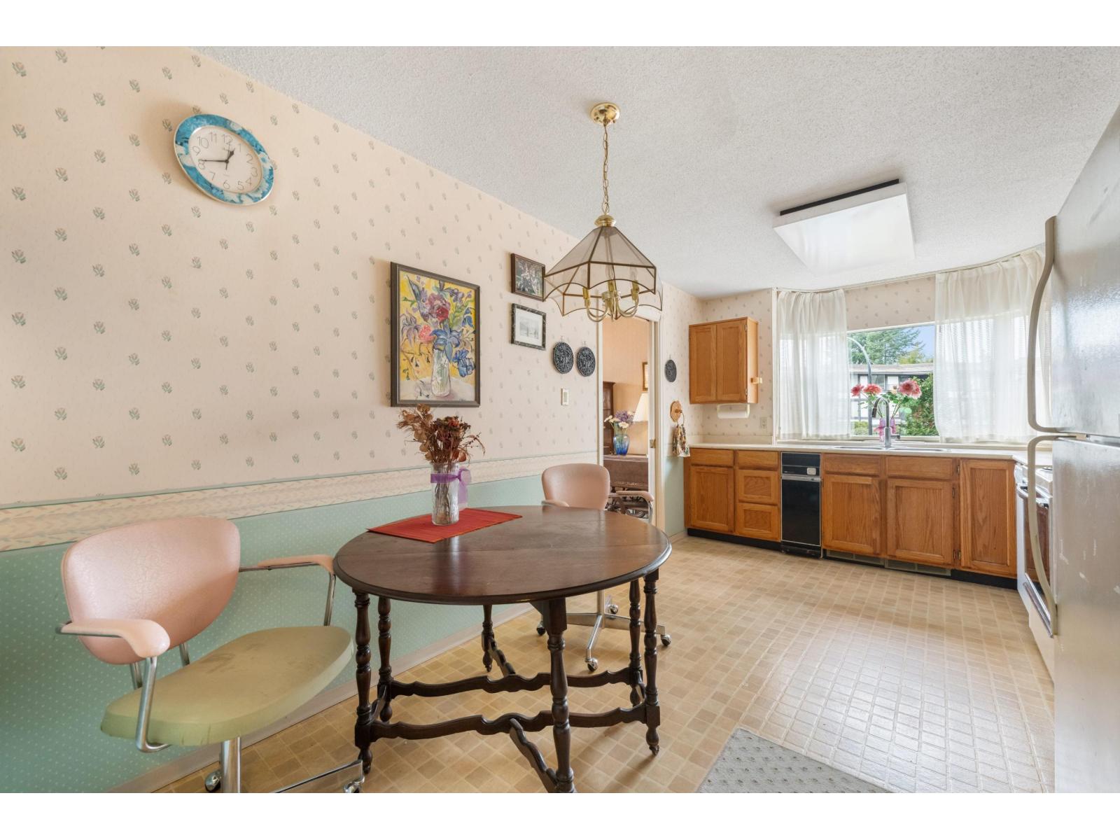 111 1442 Foster Street, White Rock, British Columbia  V4B 3X7 - Photo 11 - R3095049