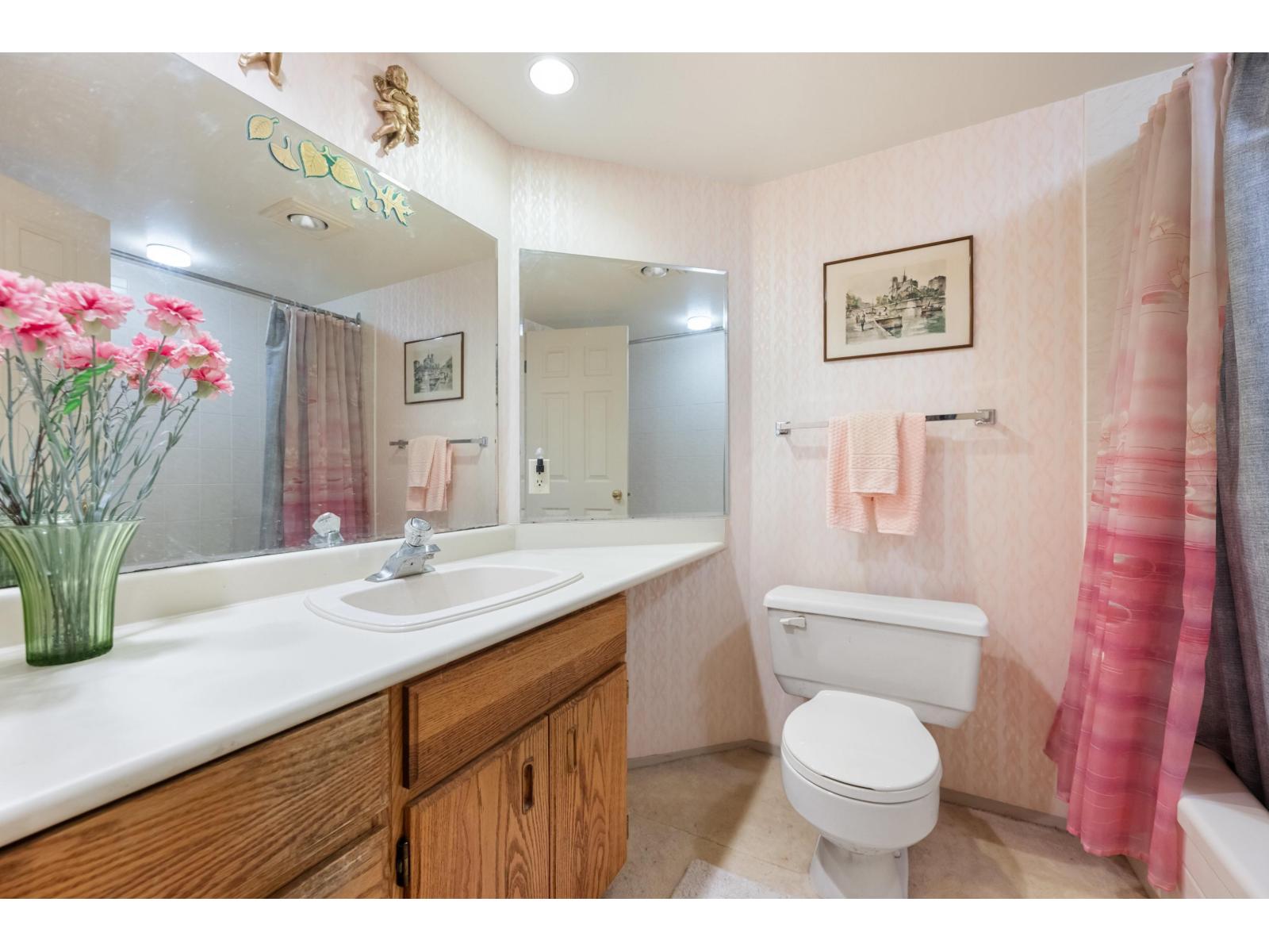 111 1442 Foster Street, White Rock, British Columbia  V4B 3X7 - Photo 22 - R3095049