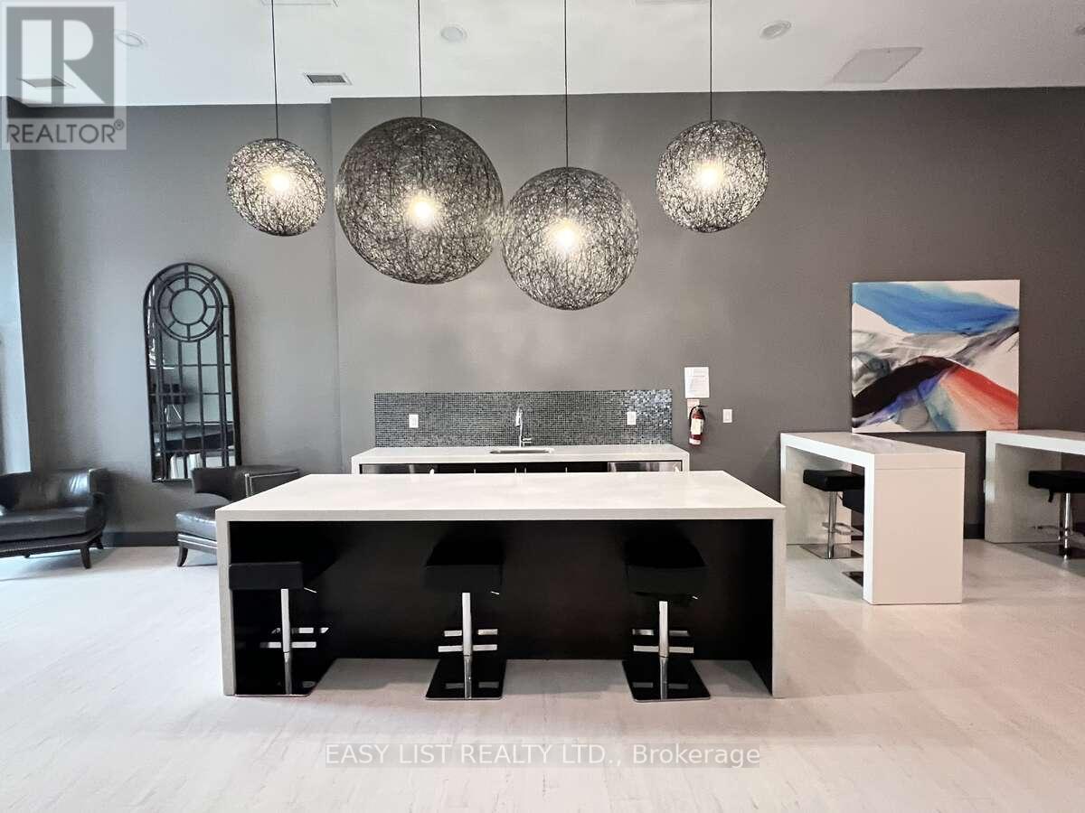 1402 - 125 WESTERN BATTERY ROAD, Toronto, Ontario