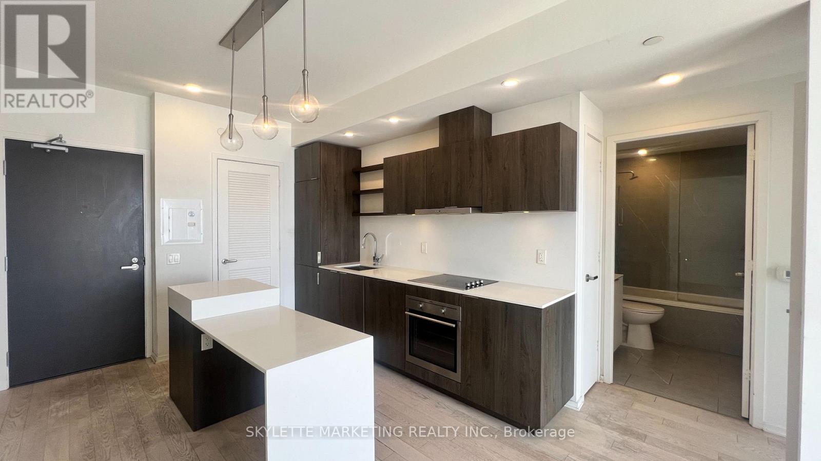 2807 - 16 Bonnycastle Street, Toronto, Ontario  M5A 0C9 - Photo 4 - C13141216