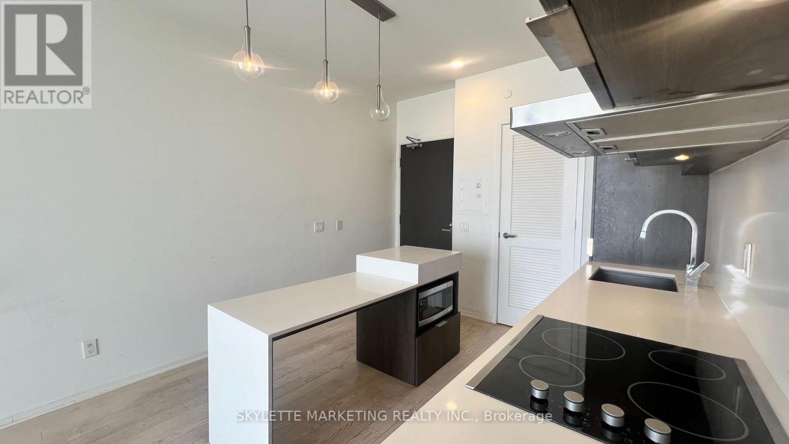 2807 - 16 Bonnycastle Street, Toronto, Ontario  M5A 0C9 - Photo 6 - C13141216
