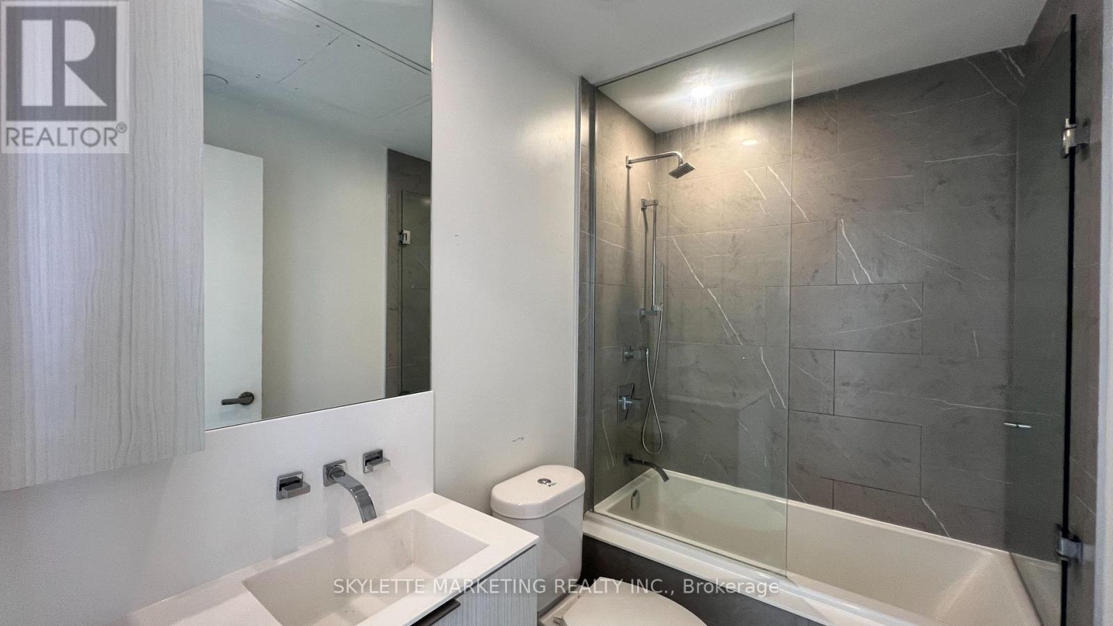 2807 - 16 Bonnycastle Street, Toronto, Ontario  M5A 0C9 - Photo 9 - C13141216