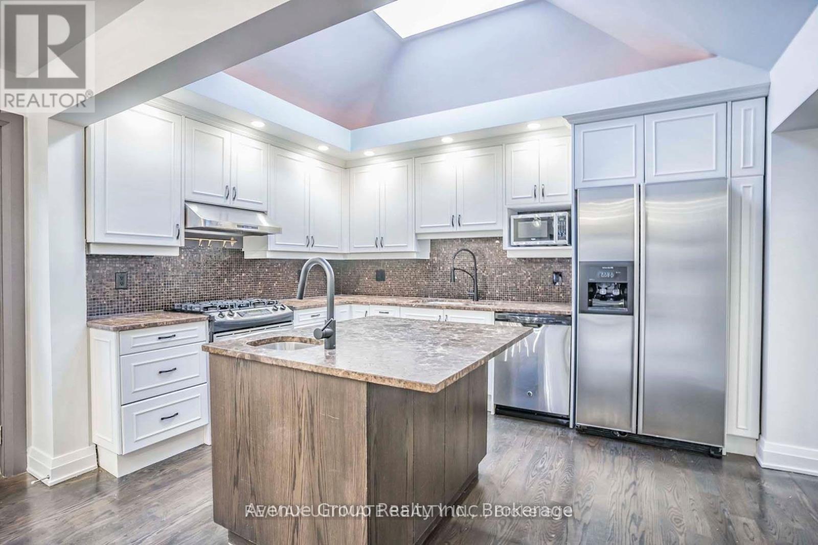Main - 38 Hopperton Drive, Toronto, Ontario  M2L 2S6 - Photo 11 - C13141226