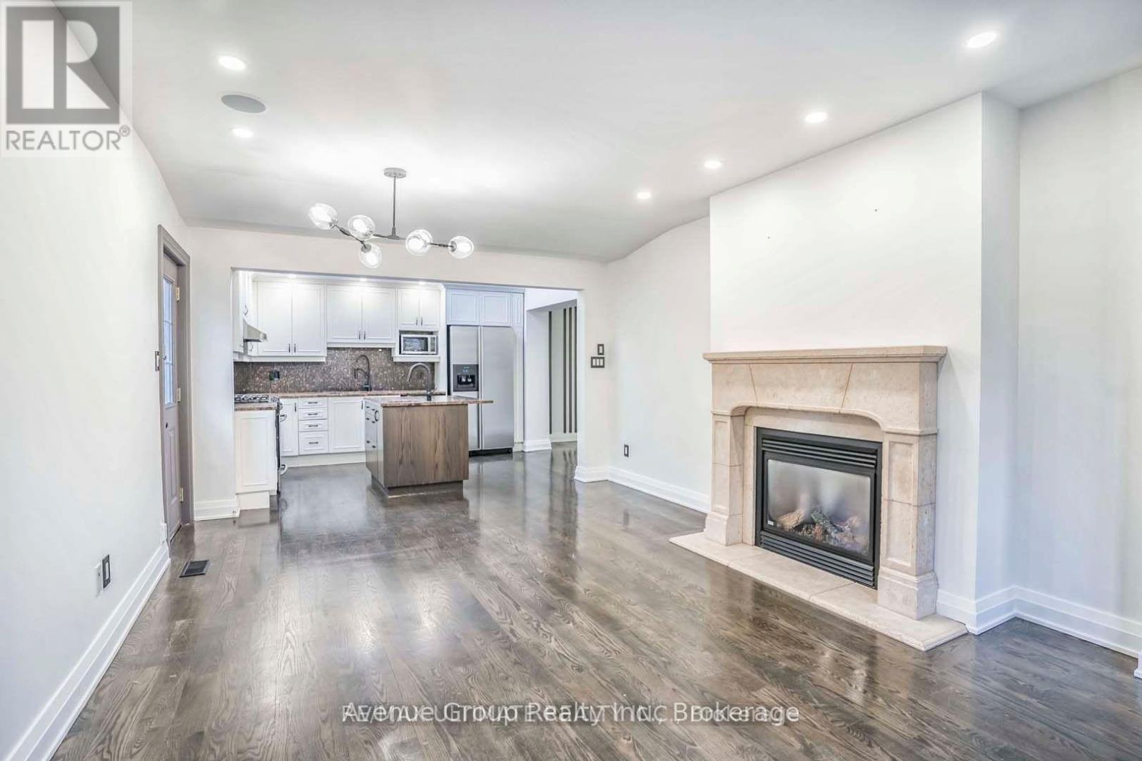 Main - 38 Hopperton Drive, Toronto, Ontario  M2L 2S6 - Photo 14 - C13141226