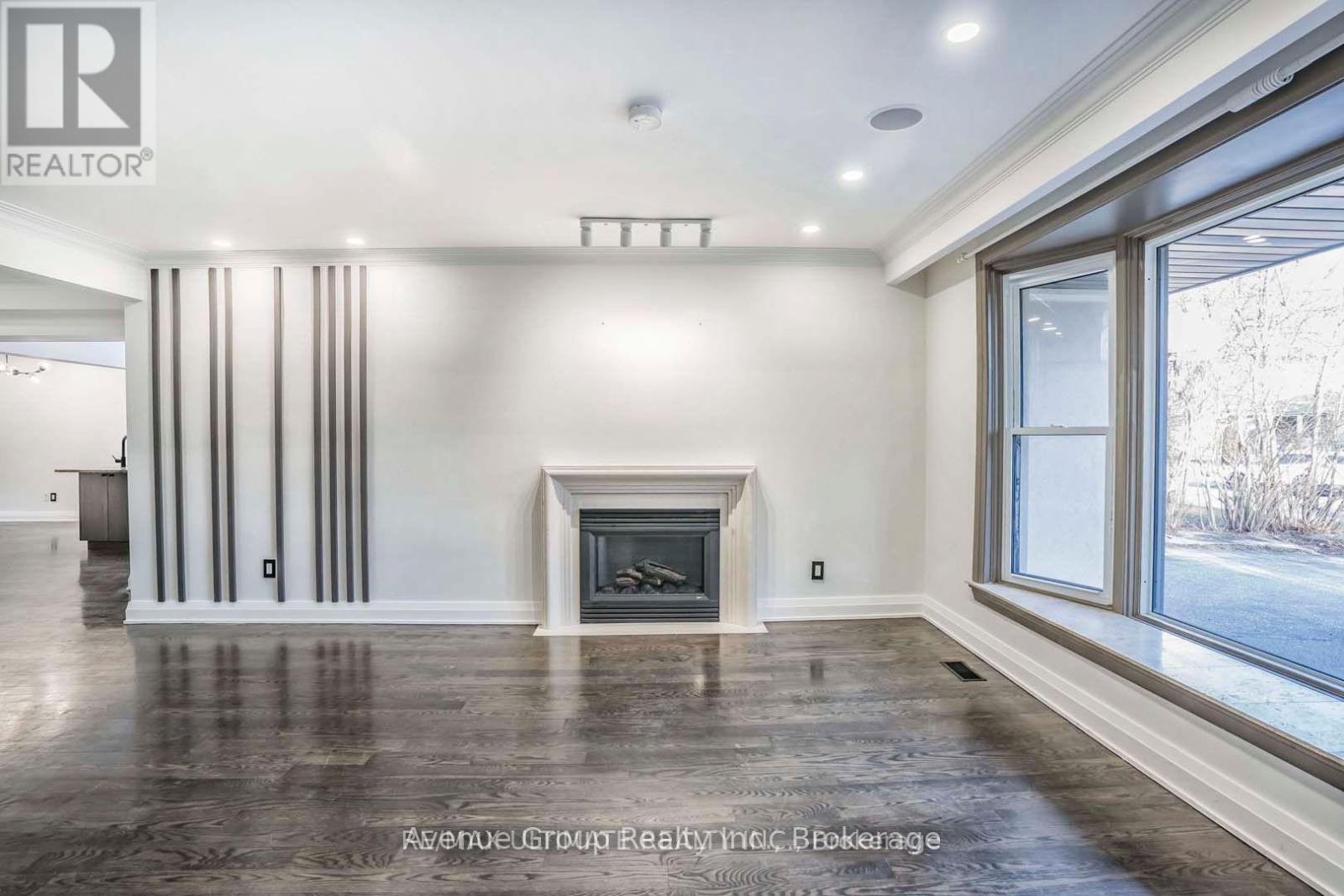 Main - 38 Hopperton Drive, Toronto, Ontario  M2L 2S6 - Photo 3 - C13141226