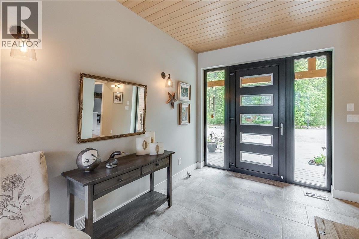 4926 Fletcher Creek Road, Kaslo, British Columbia V0G 1M0 - Photo 17 - 10385835