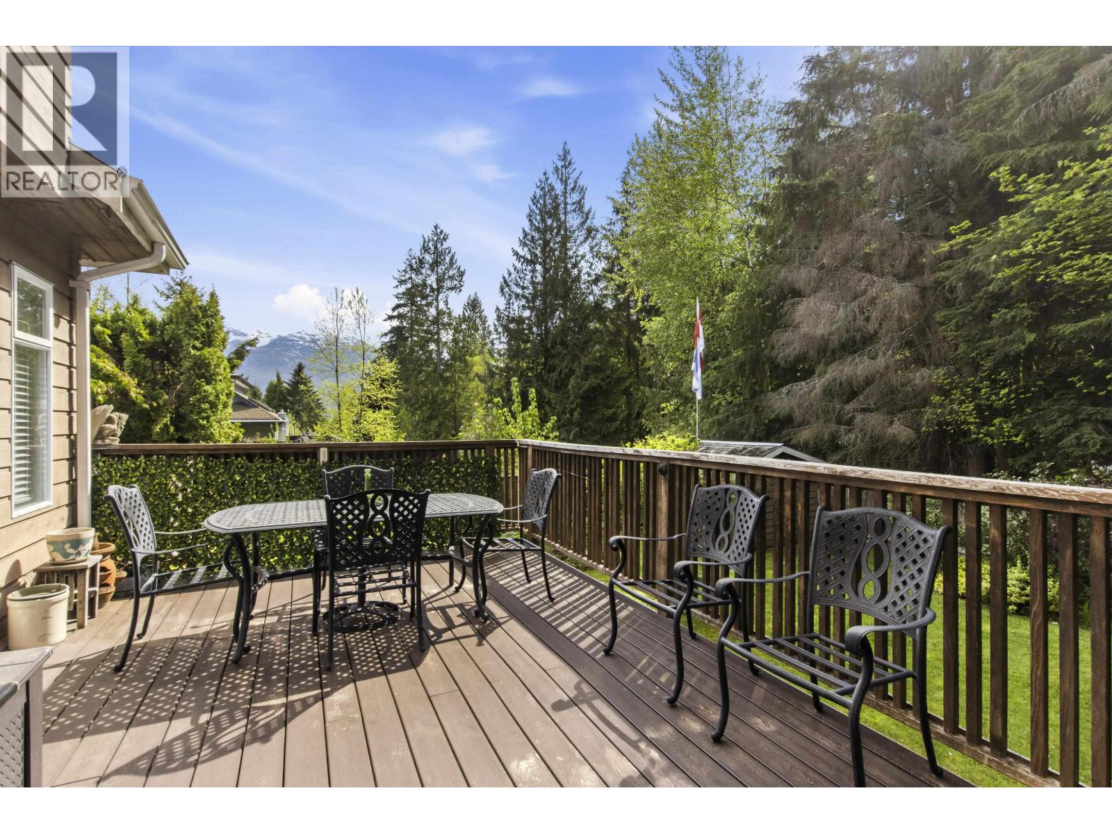 40767 Thunderbird Ridge, Squamish, British Columbia  V0N 1T0 - Photo 12 - R3124324