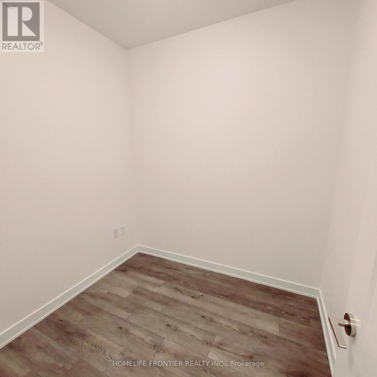 504 - 105 Oneida Crescent, Richmond Hill, Ontario  L4B 0H6 - Photo 11 - N13141214