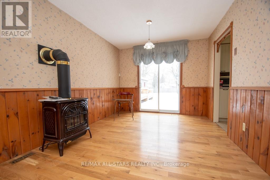 13 Janet Drive, Kawartha Lakes, Ontario  L0B 1K0 - Photo 14 - X12895818