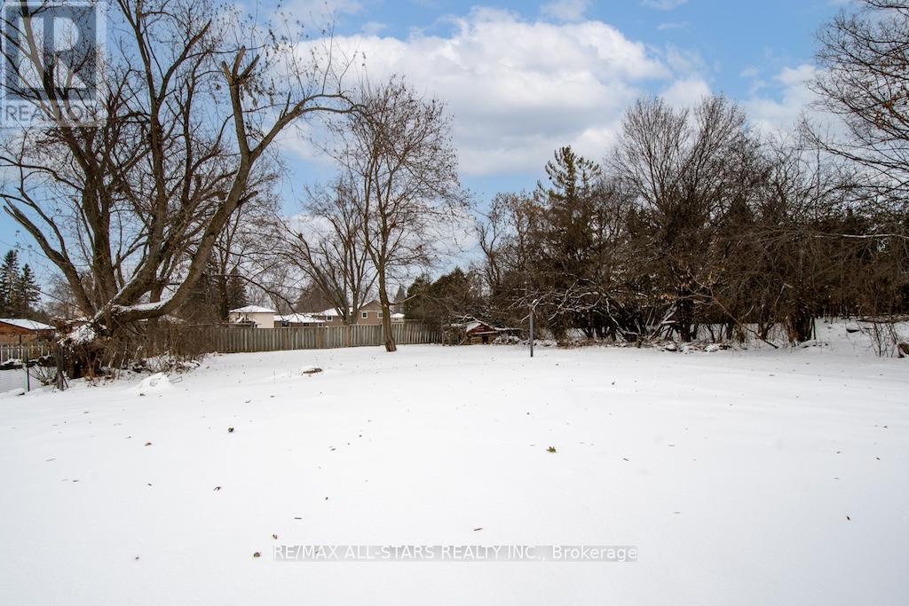 13 Janet Drive, Kawartha Lakes, Ontario  L0B 1K0 - Photo 34 - X12895818