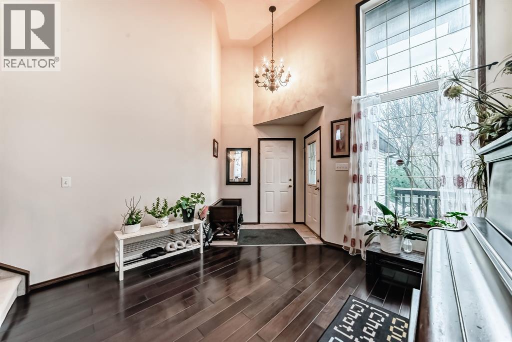 3708 Douglas Ridge Way SE, Calgary, Alberta  T2Z 3B6 - Photo 10 - A2277381