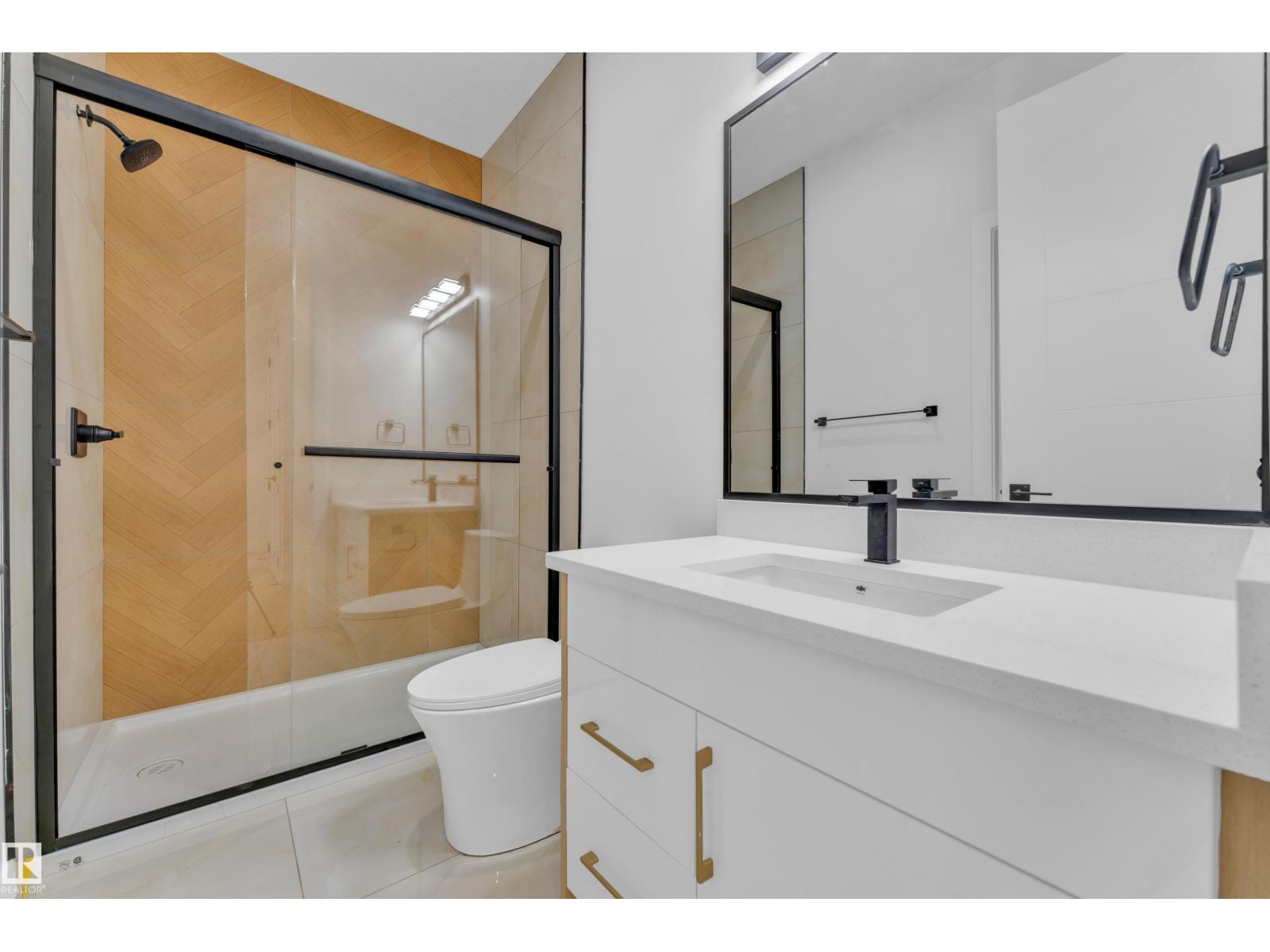 449 Crystal Creek Link, Leduc, Alberta  T9E 0X5 - Photo 6 - E4488489