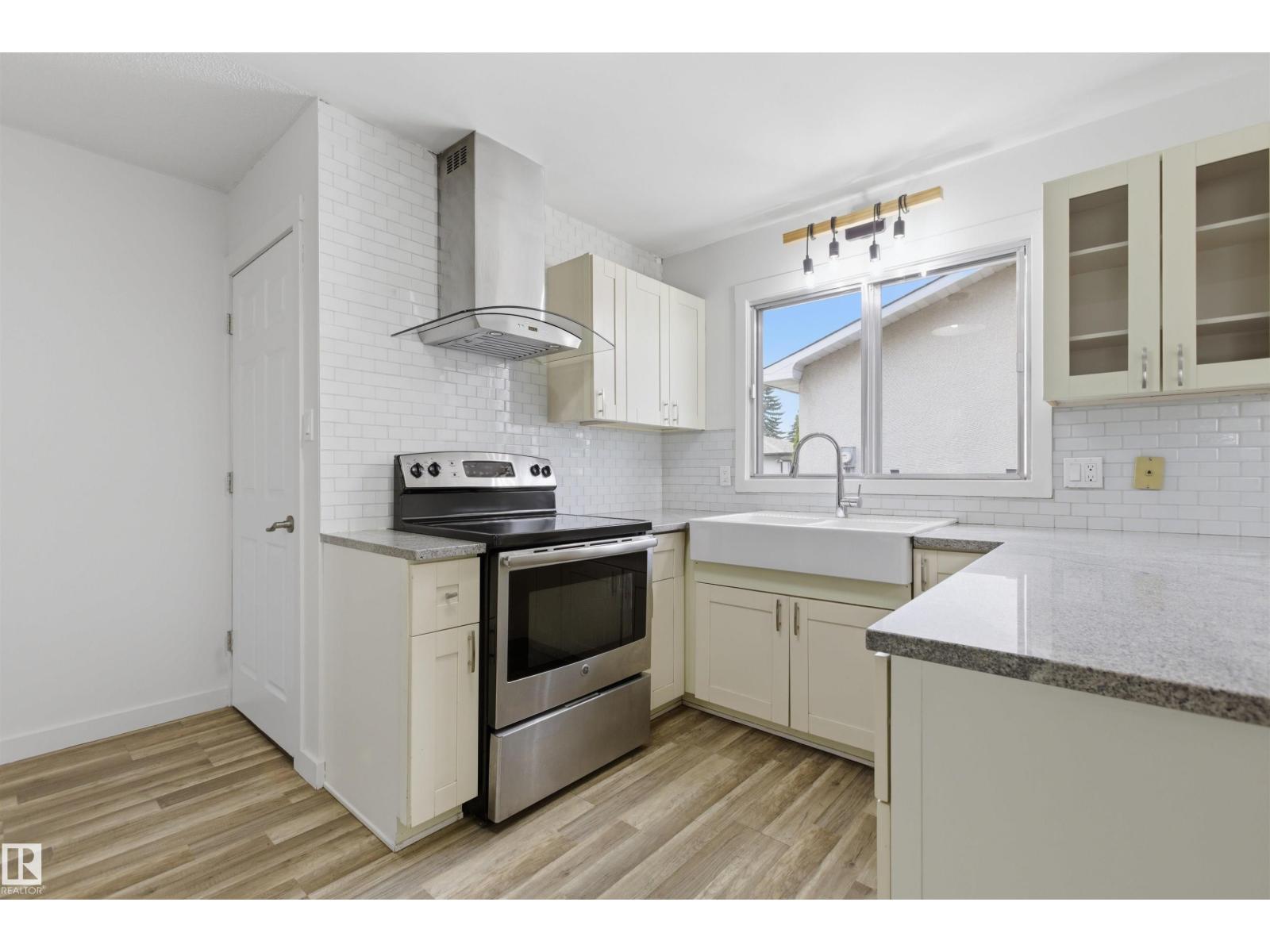 7604 142 Av Nw, Edmonton, Alberta  T5C 2P4 - Photo 11 - E4488490