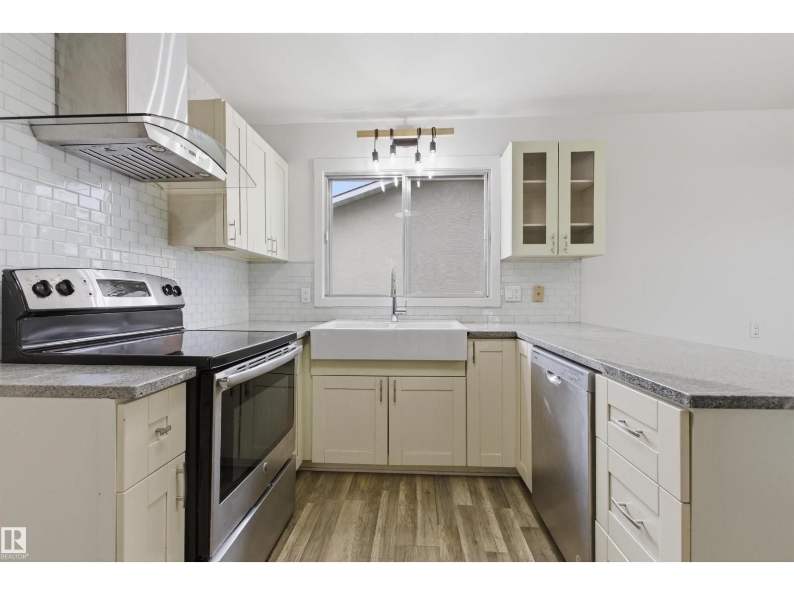 7604 142 Av Nw, Edmonton, Alberta  T5C 2P4 - Photo 12 - E4488490