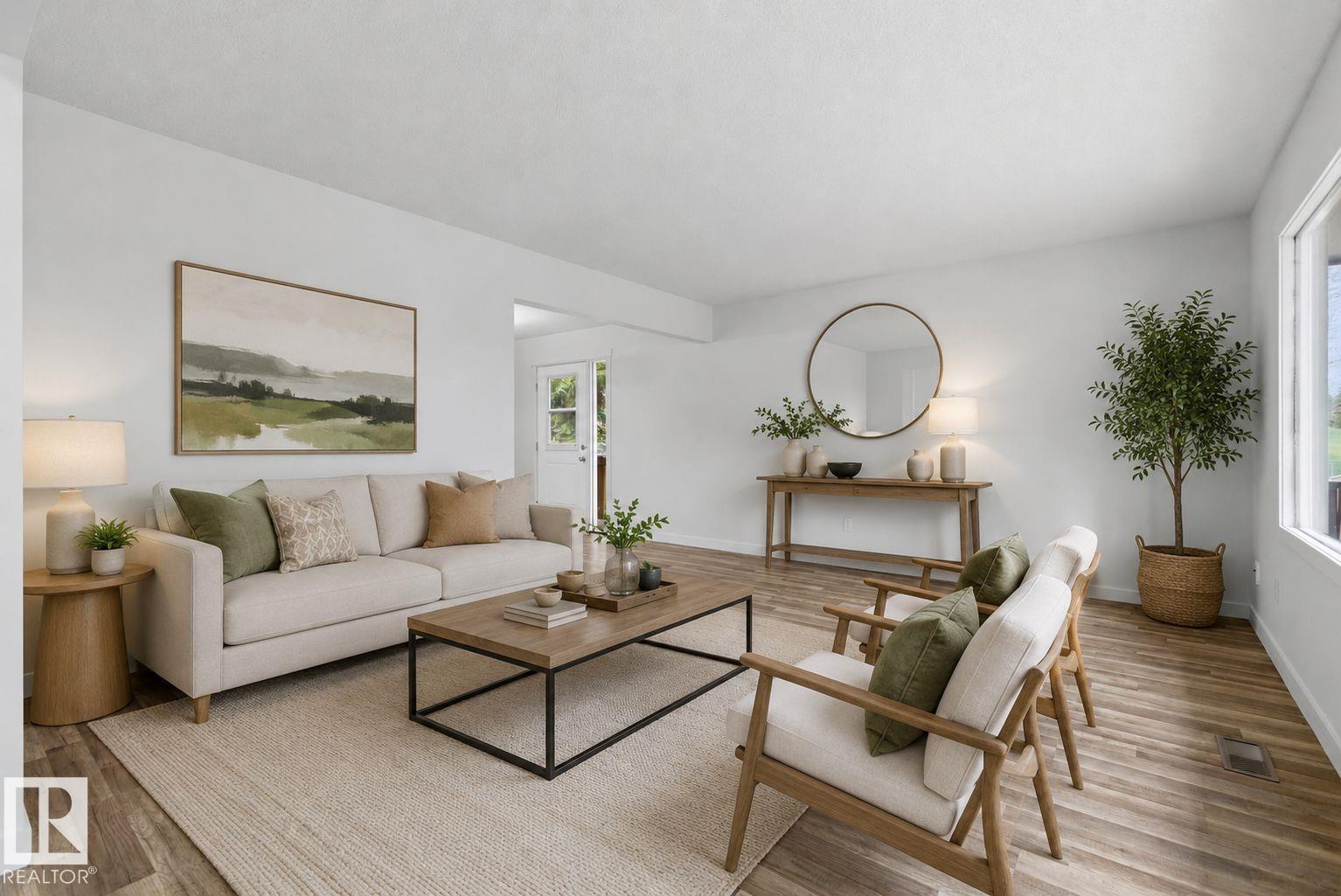 7604 142 Av Nw, Edmonton, Alberta  T5C 2P4 - Photo 2 - E4488490