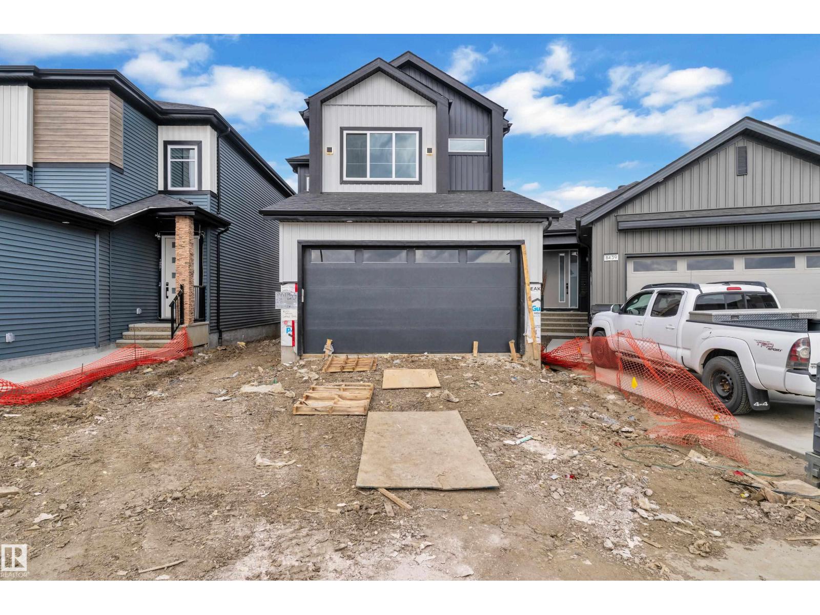 8441 Mayday Link SW SW, edmonton, Alberta