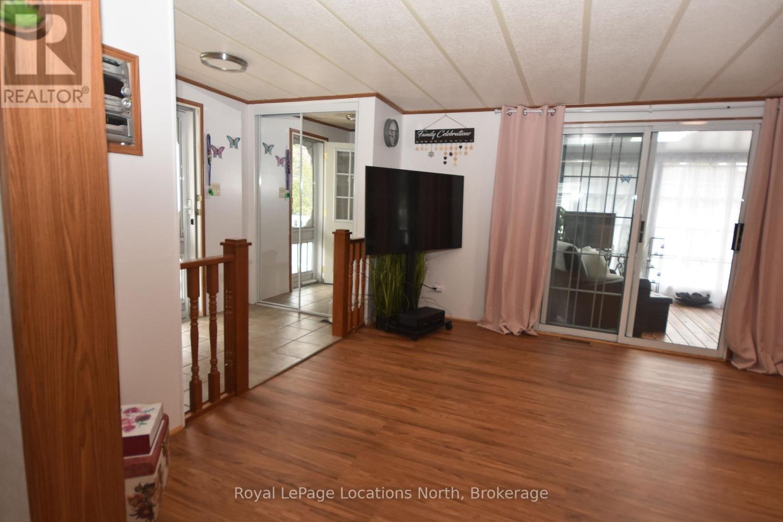 20 Topaz Street W, Wasaga Beach, Ontario  L9Z 1X7 - Photo 28 - S13092532