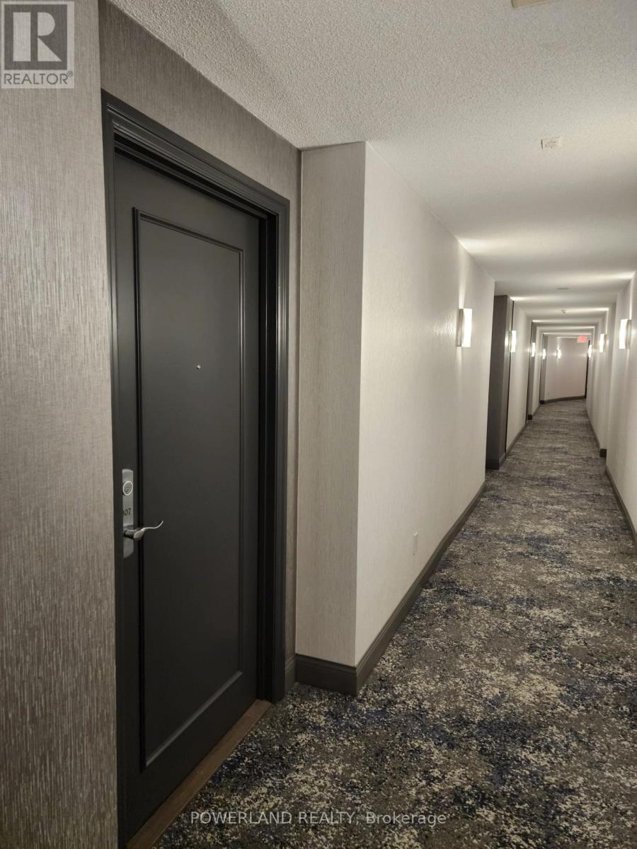 815 - 18 Valley Woods Road, Toronto, Ontario M3A 0A1 - Photo 4 - C13103266