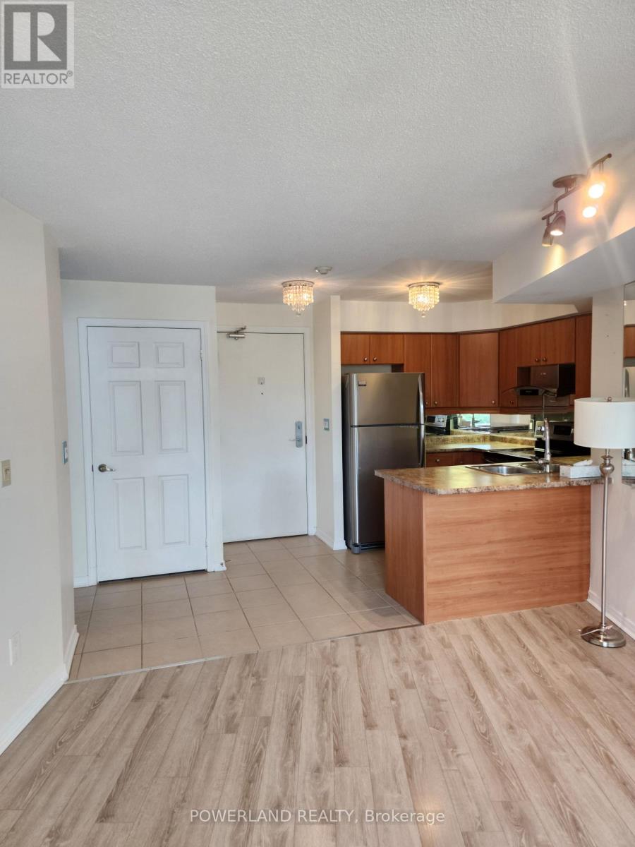 815 - 18 Valley Woods Road, Toronto, Ontario M3A 0A1 - Photo 5 - C13103266