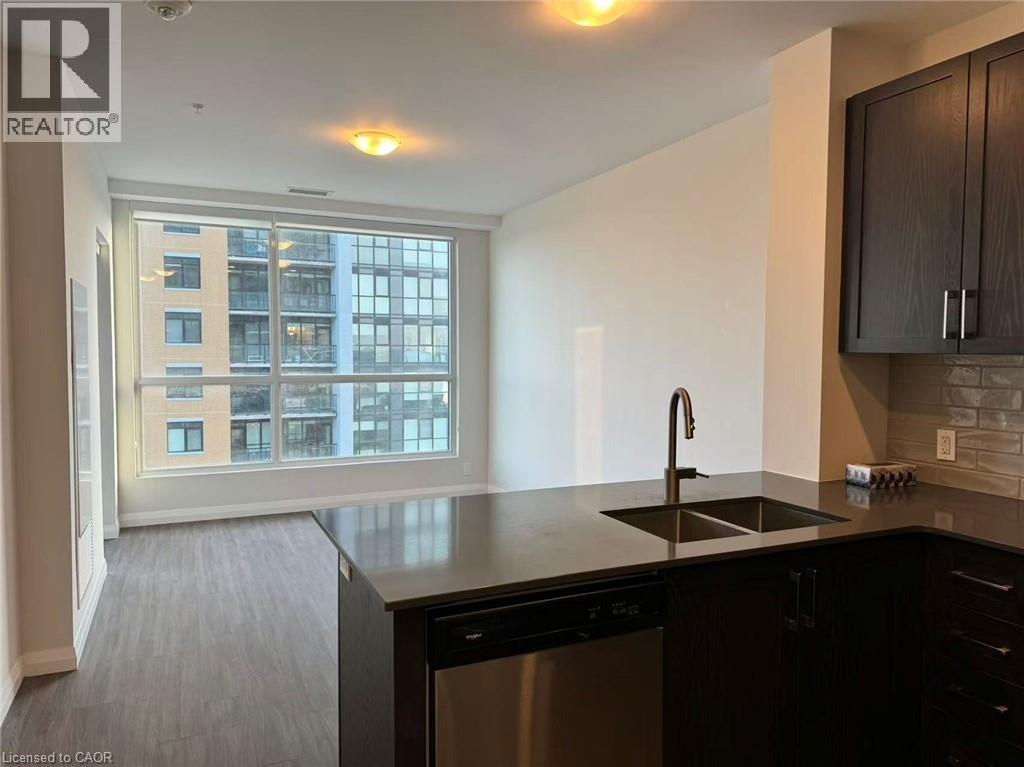 104 GARMENT Street Unit# 1705, Kitchener, Ontario