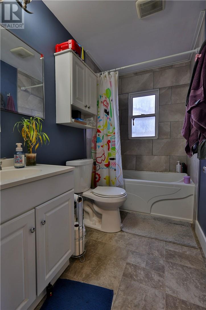 401 York Street, Sudbury, Ontario  P3E 2A8 - Photo 5 - 2127210