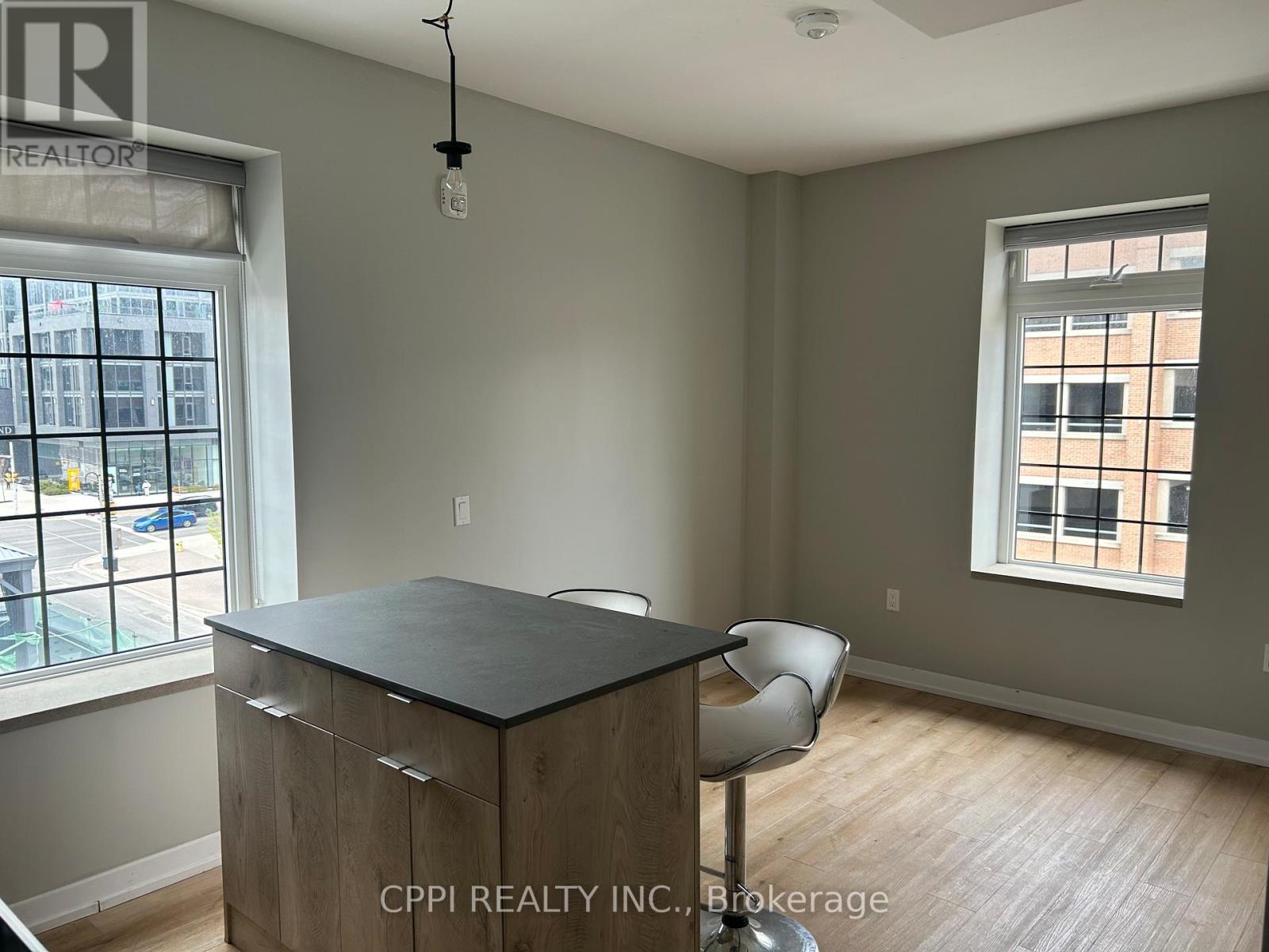 413 - 70 King Street E, Oshawa, Ontario  L1H 0A2 - Photo 4 - E13141232