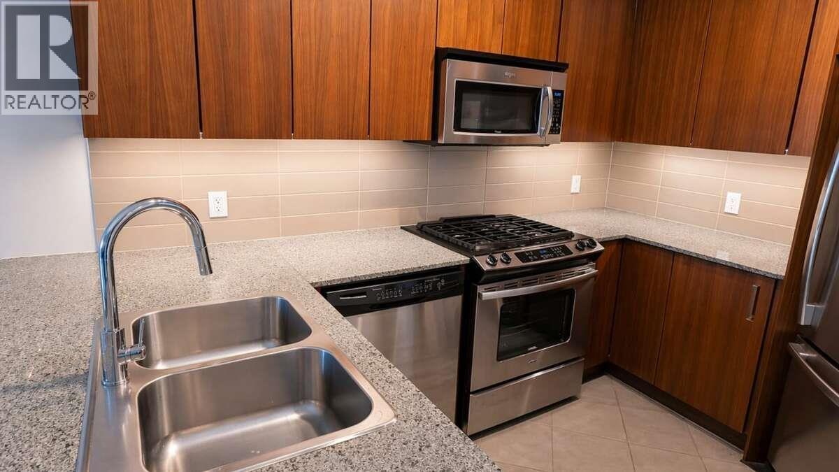 405 5889 Irmin Street, Burnaby, British Columbia  V5J 0C1 - Photo 3 - R3124655
