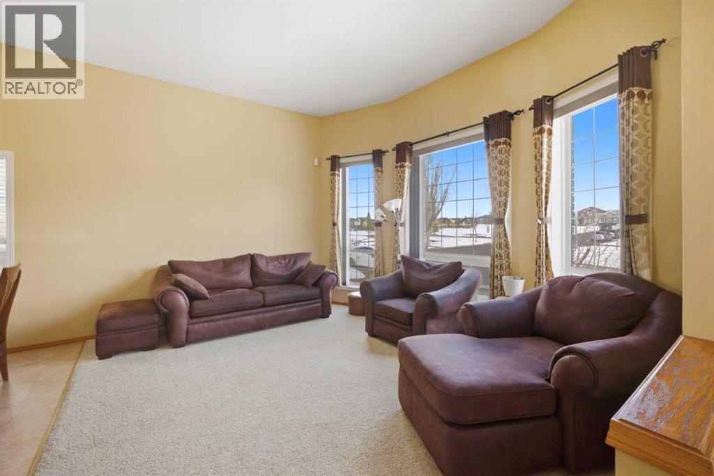 39 Saddlemont Close NE, Calgary, Alberta  T3J 4V1 - Photo 9 - A2306332