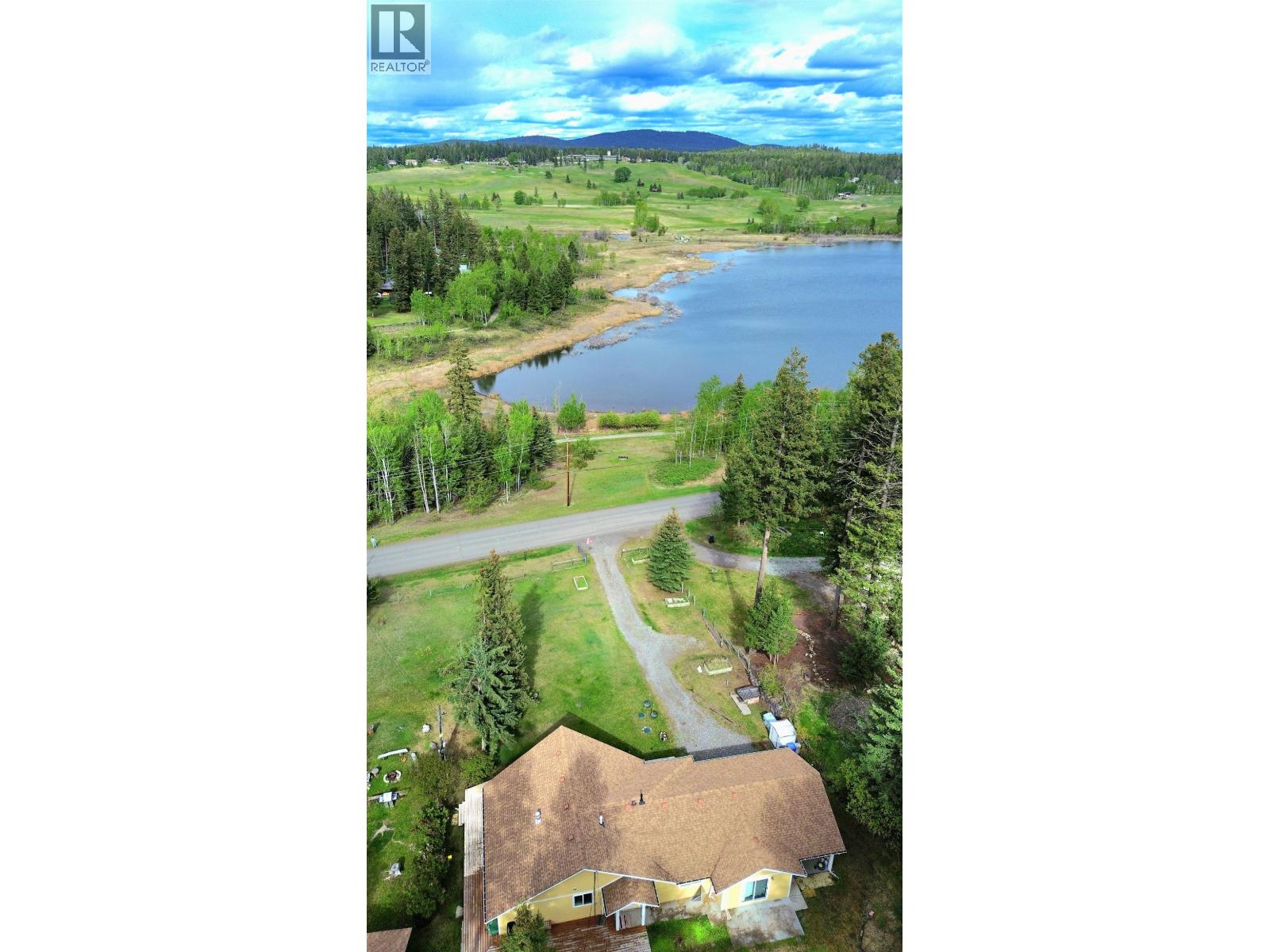 5328 Kallum Drive, 108 Mile Ranch, British Columbia  V0K 2Z0 - Photo 3 - R3124313