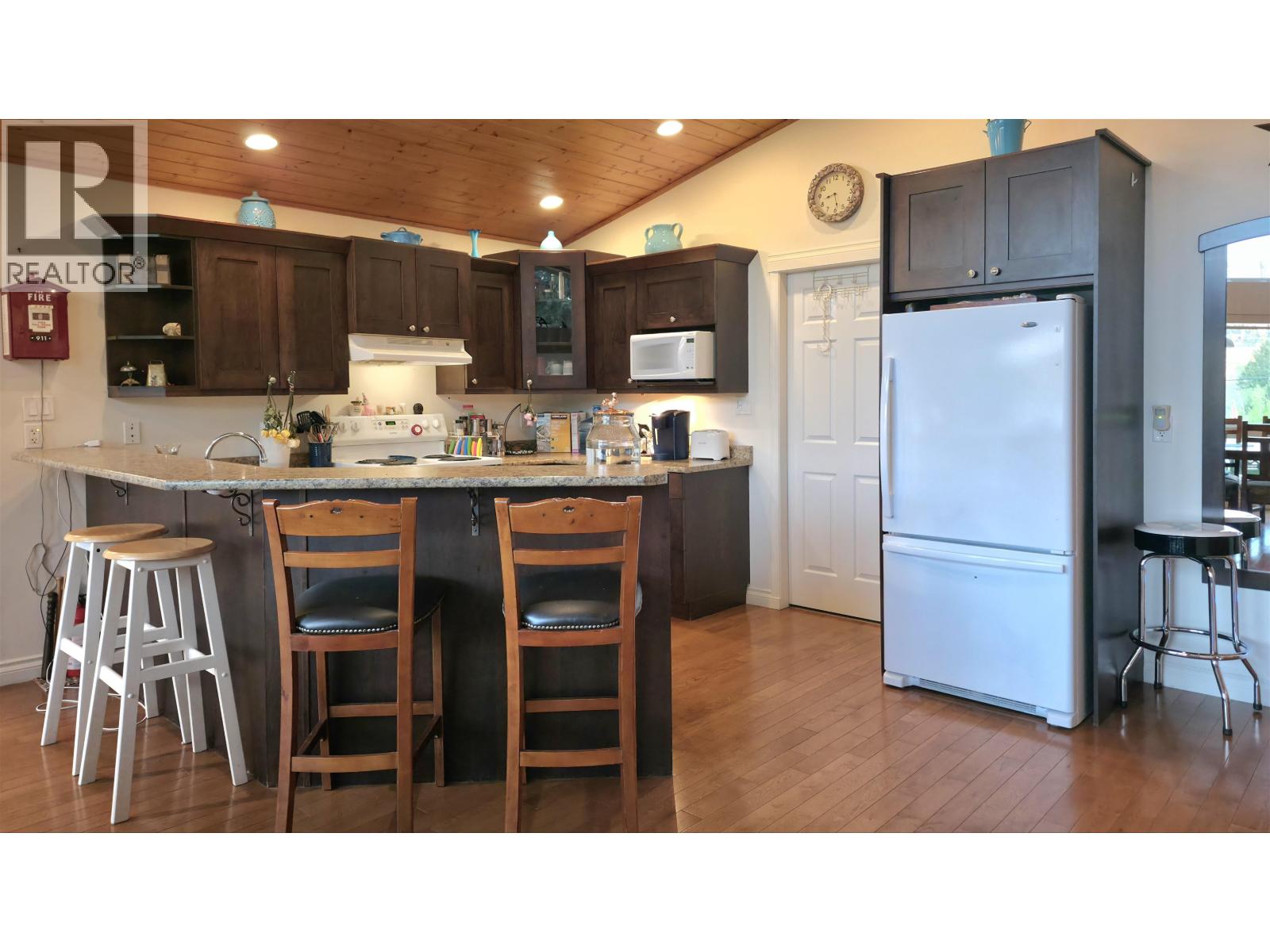 5328 Kallum Drive, 108 Mile Ranch, British Columbia  V0K 2Z0 - Photo 20 - R3124313