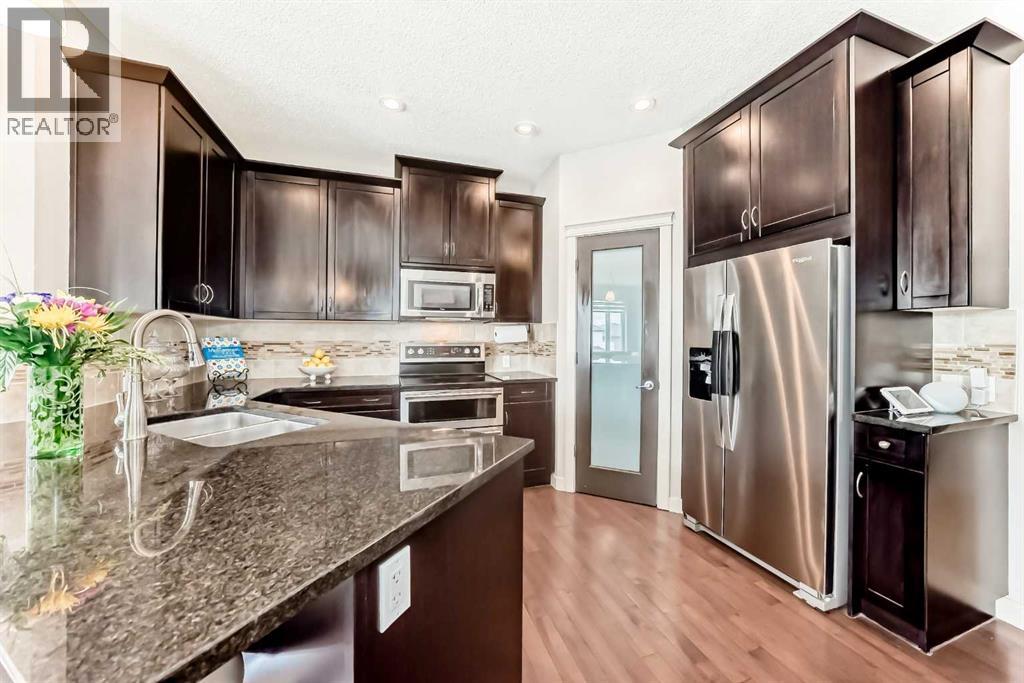 70 Sage Berry Way NW, Calgary, Alberta  T3K 0K9 - Photo 9 - A2309704