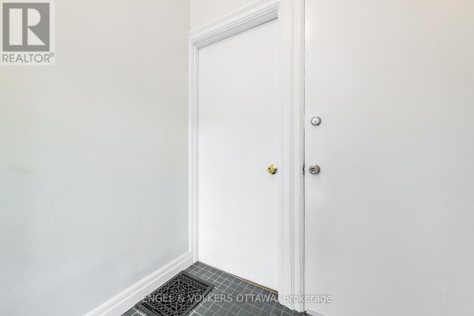 230 Percy Street, Ottawa, Ontario  K1R 6G3 - Photo 3 - X13141258