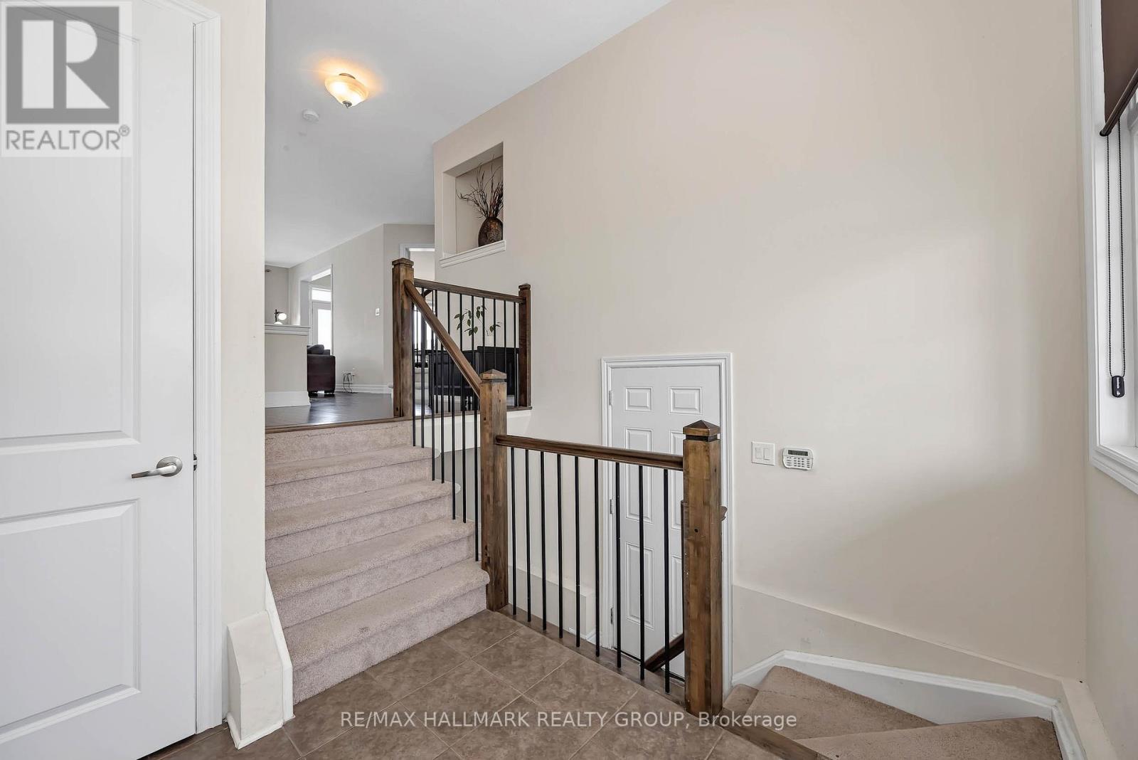 3718 Riverbreeze Street, Ottawa, Ontario  K2J 0S1 - Photo 7 - X13141264