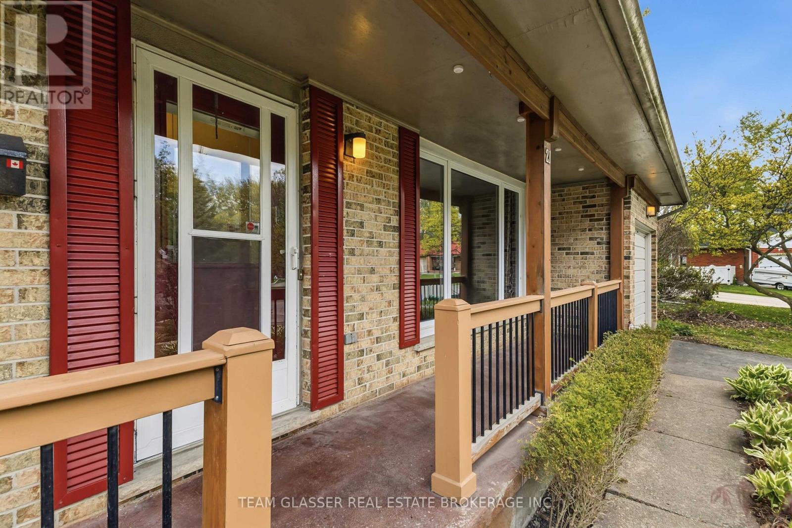 21 Goodman Drive, London South, Ontario  N5Z 4G9 - Photo 8 - X13134176