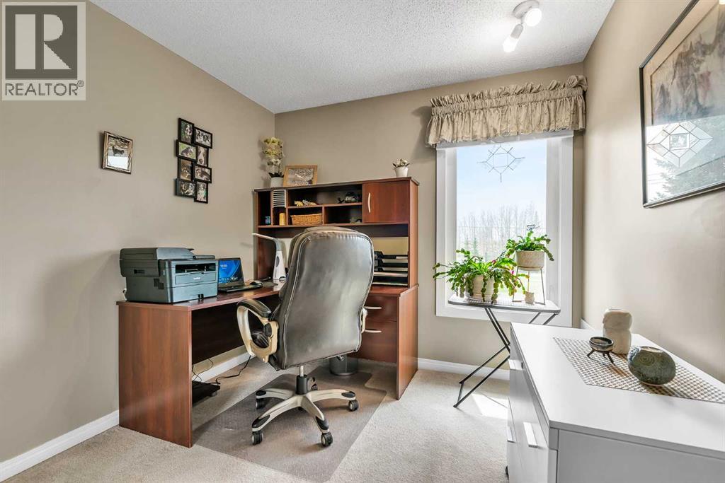 288 Deer Run Crescent SE, Calgary, Alberta  T2J 5N5 - Photo 27 - A2309641