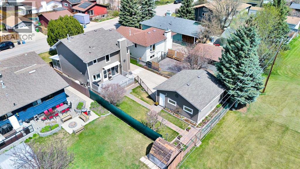 288 Deer Run Crescent SE, Calgary, Alberta  T2J 5N5 - Photo 49 - A2309641