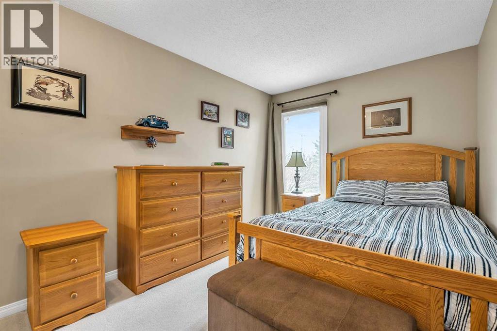 288 Deer Run Crescent SE, Calgary, Alberta  T2J 5N5 - Photo 28 - A2309641