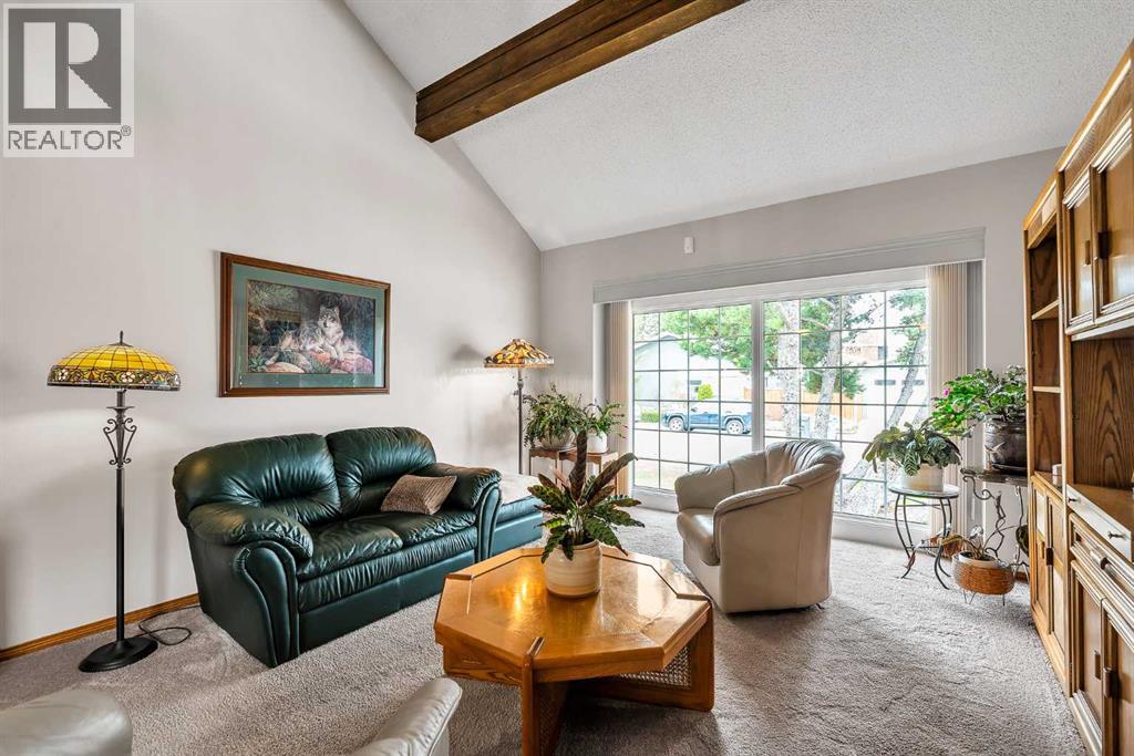 288 Deer Run Crescent SE, Calgary, Alberta  T2J 5N5 - Photo 14 - A2309641