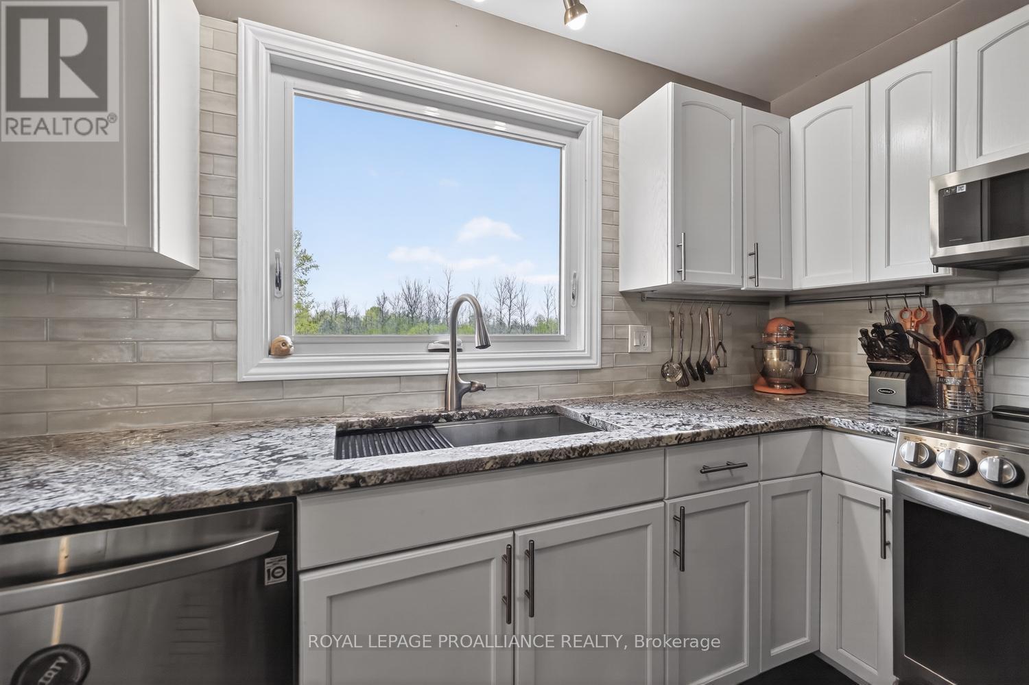 329 County Road 29 Road, Elizabethtown-Kitley, Ontario  K0E 1Y0 - Photo 13 - X13141292