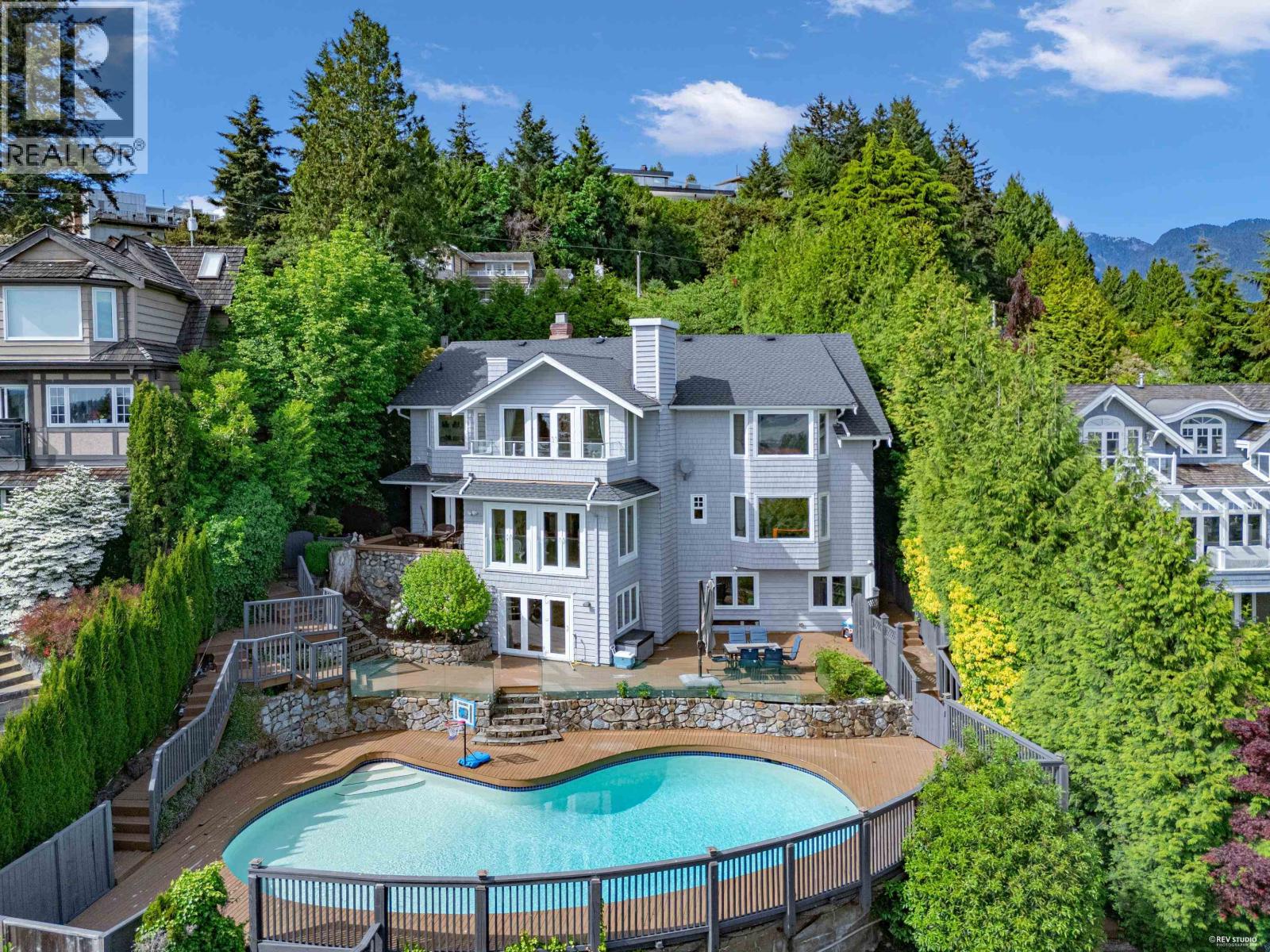 880 Younette Drive, West Vancouver, British Columbia  V7T 1S9 - Photo 35 - R3124673
