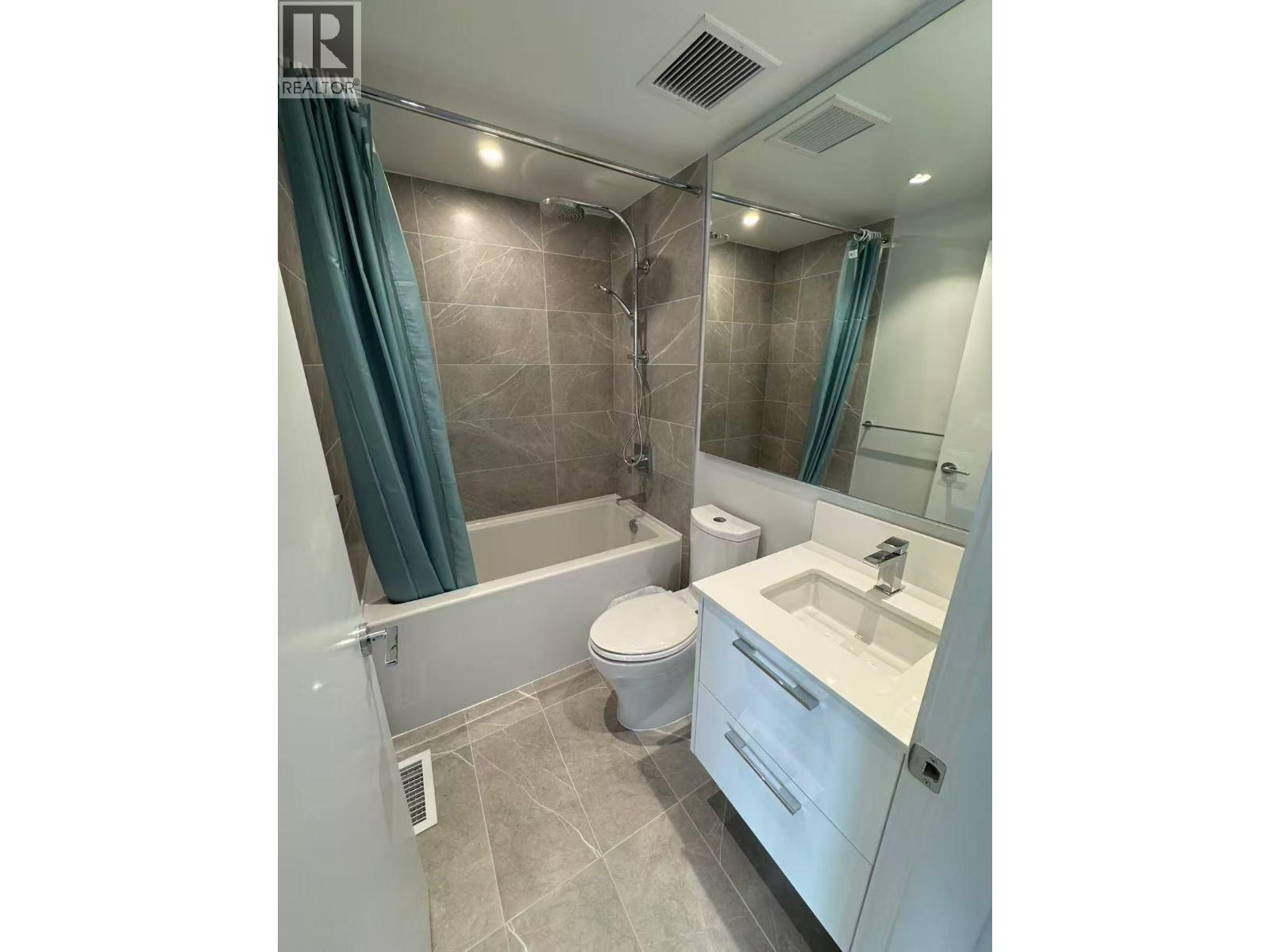 Th11 Shared 2728 Acadia Rd Road, Vancouver, British Columbia  V6T 0E5 - Photo 12 - R3124674
