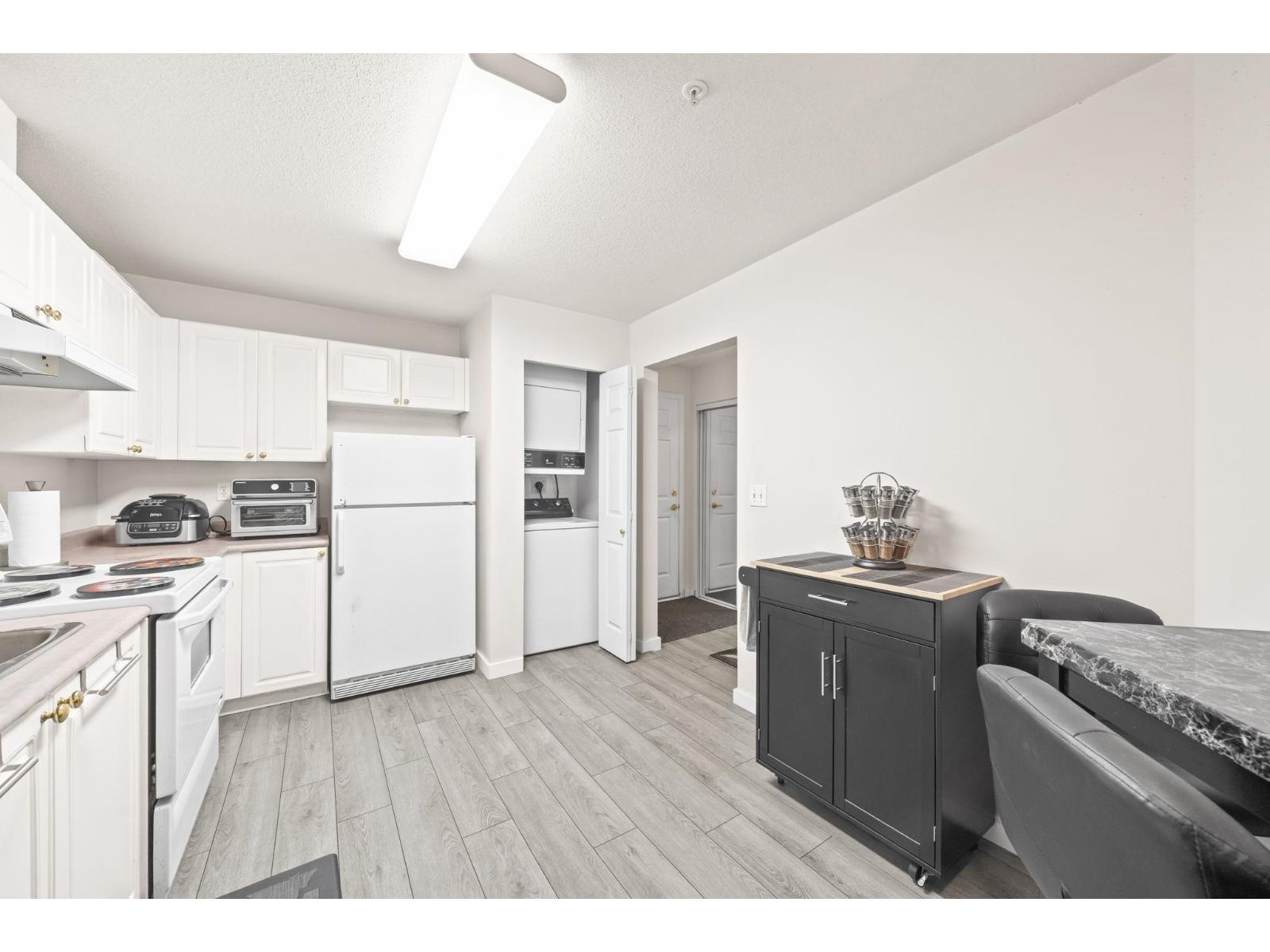 312 8068 120a Street, Surrey, British Columbia V3W 3P3 - Photo 8 - R3104899