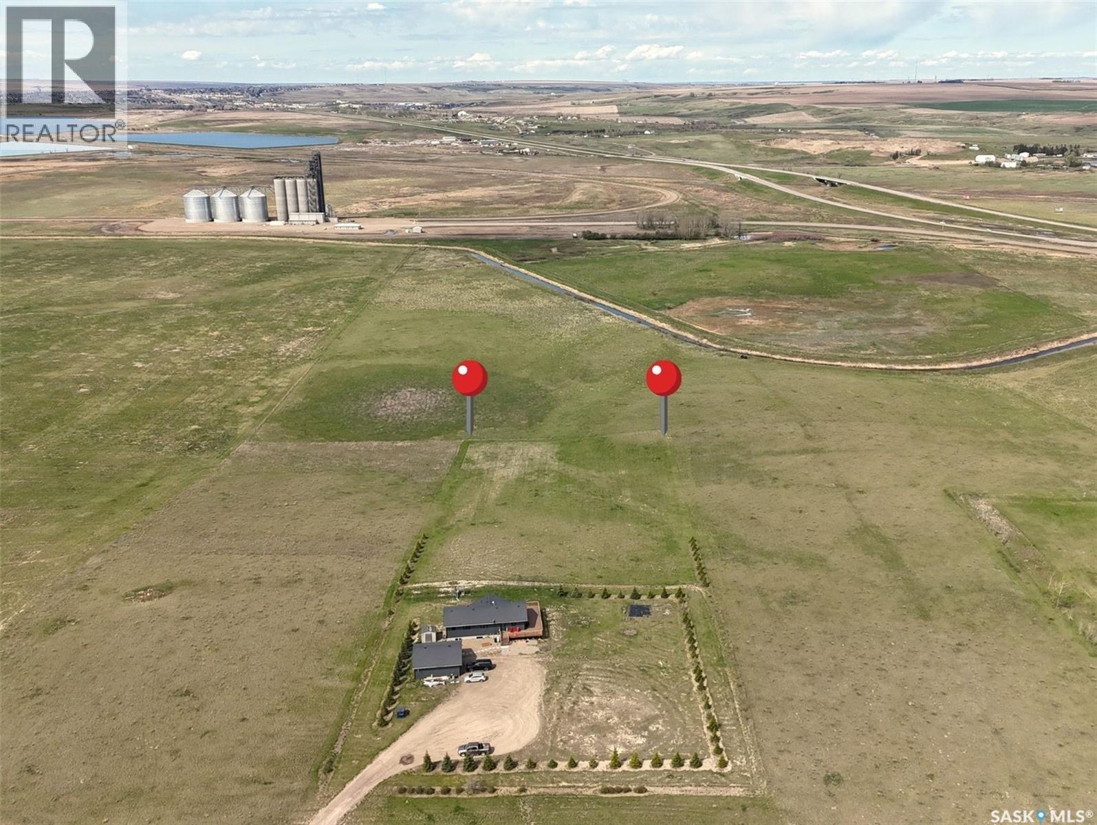 East #1 Highway Bronco Memorial Acreage, Swift Current Rm No. 137, Saskatchewan  S9H 3X4 - Photo 41 - SK036196