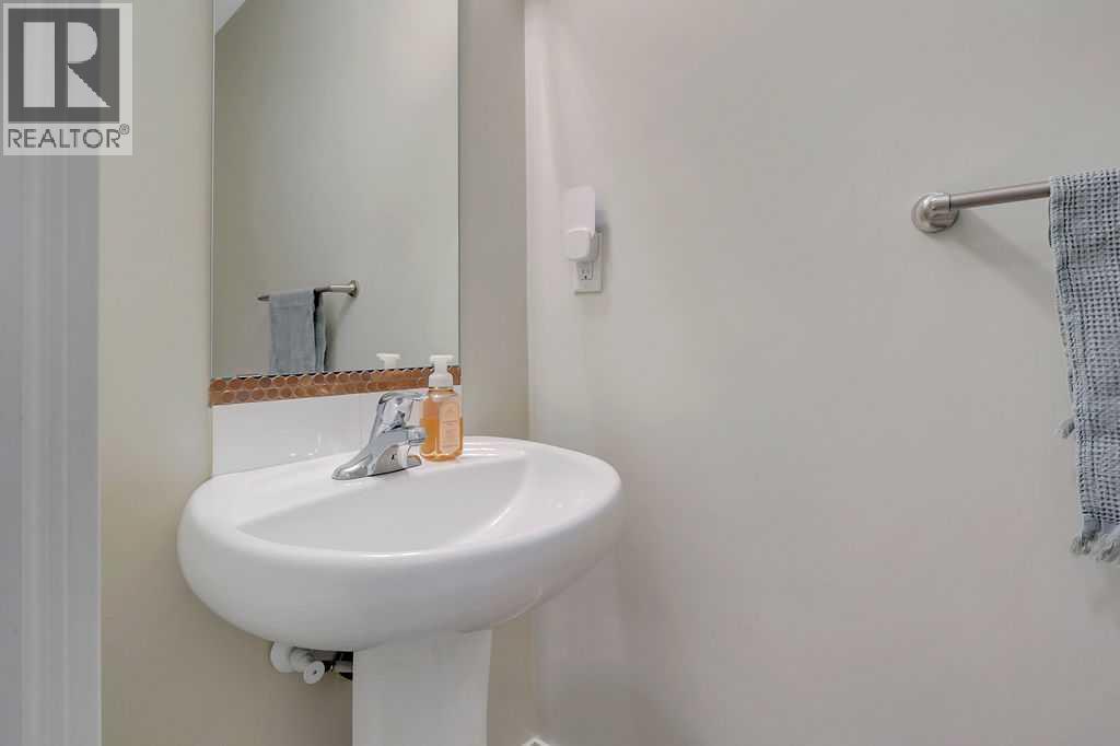 14 Cedar Square, Blackfalds, Alberta  T4M 0A1 - Photo 18 - A2308731