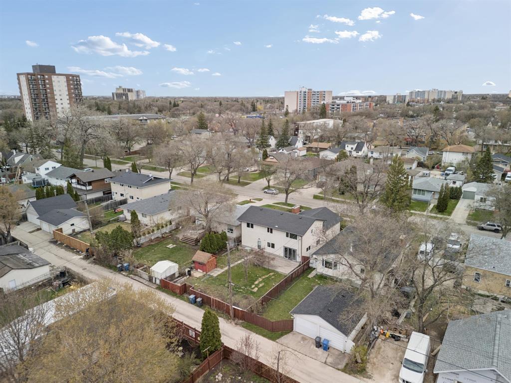 256 Kingsford Avenue, Winnipeg, Manitoba  R2G 0J3 - Photo 23 - 202608693