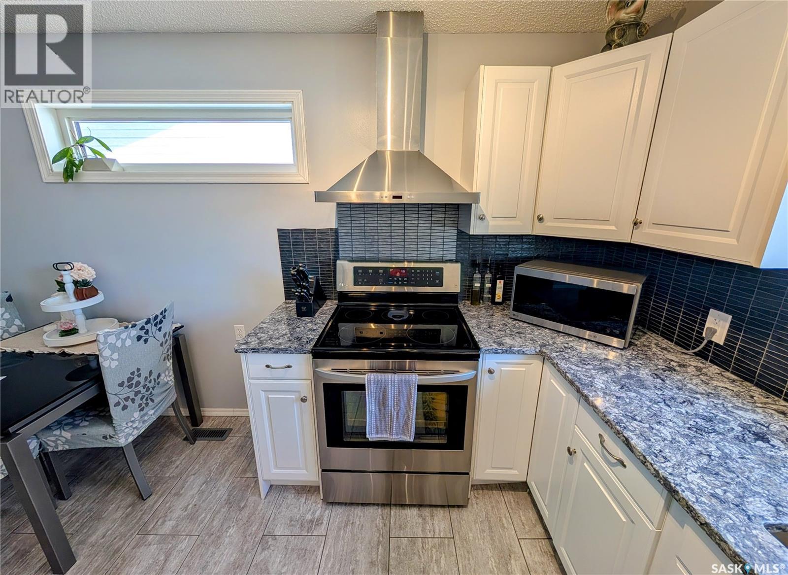 110 Paynter Crescent, Regina, Saskatchewan  S4X 1H6 - Photo 10 - SK036252