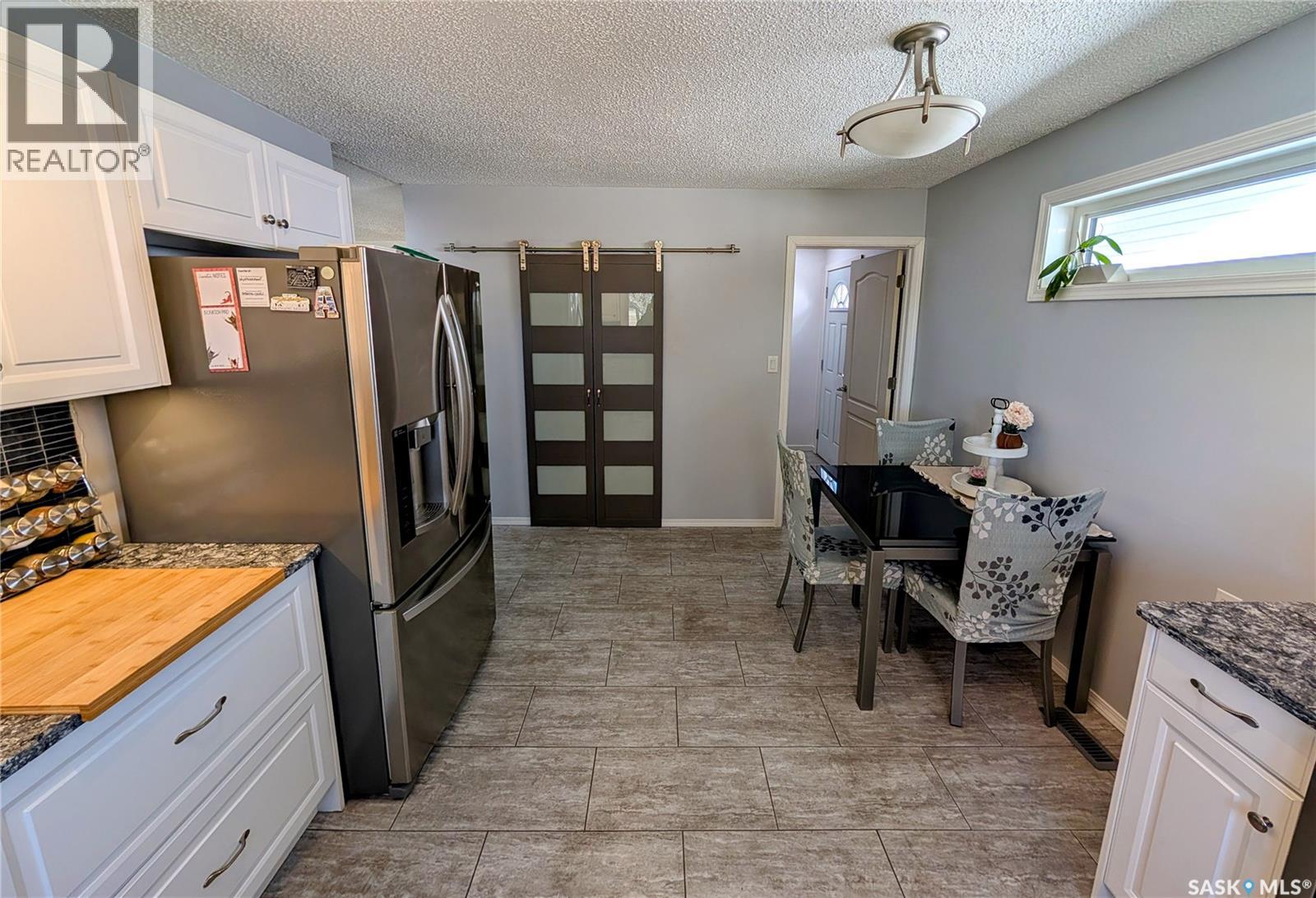 110 Paynter Crescent, Regina, Saskatchewan  S4X 1H6 - Photo 11 - SK036252