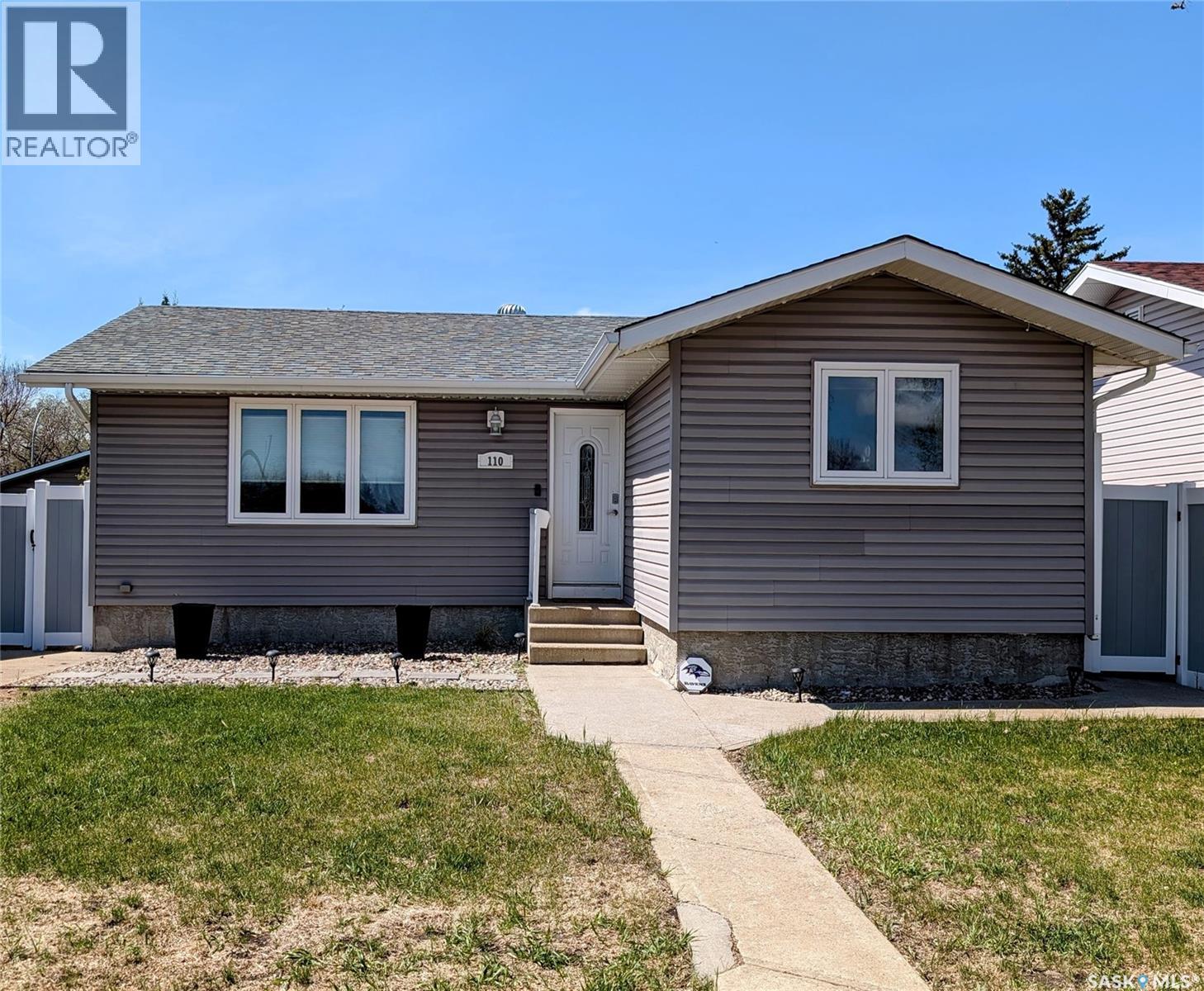 110 Paynter Crescent, Regina, Saskatchewan  S4X 1H6 - Photo 2 - SK036252