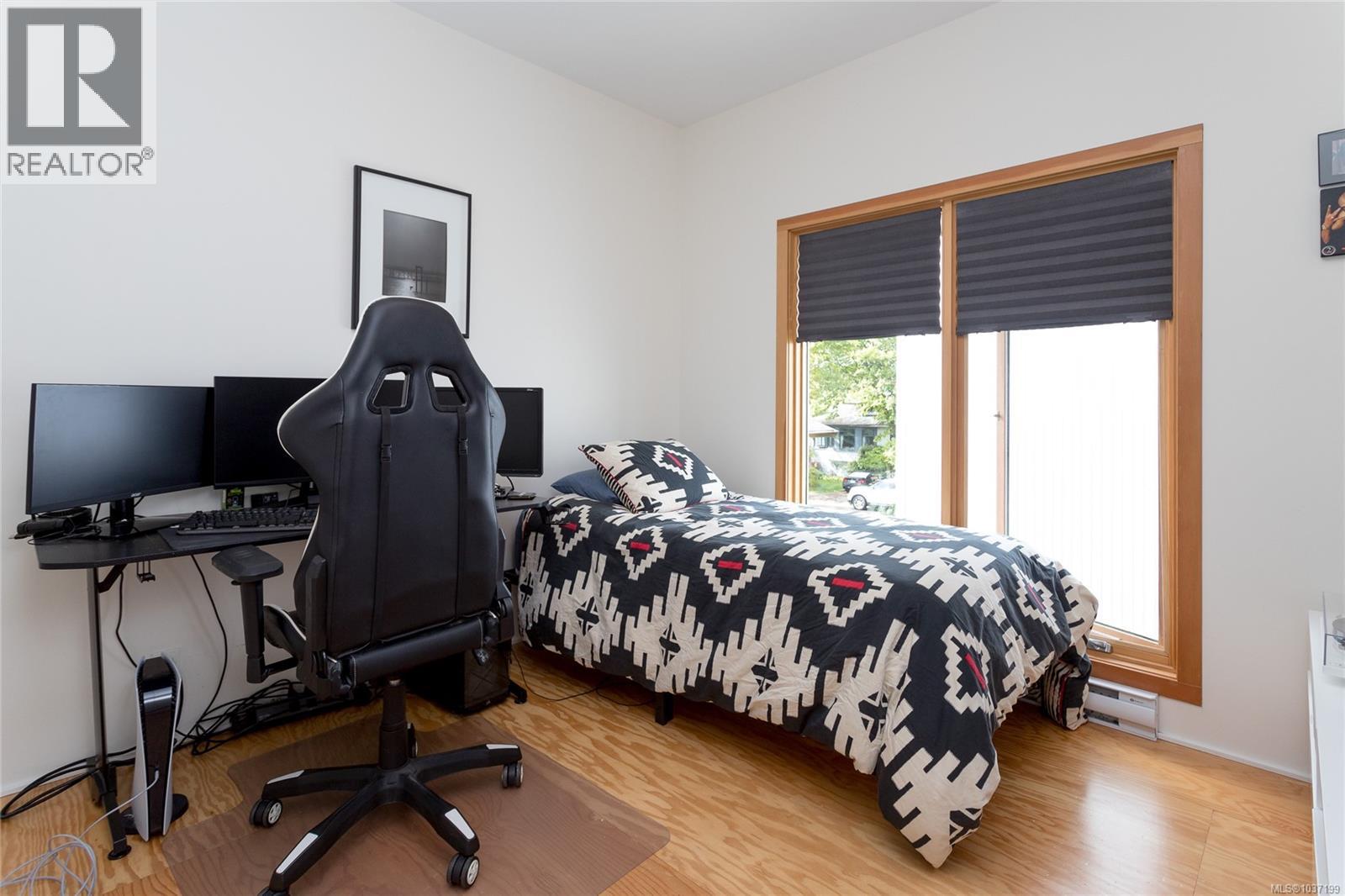 1427 Walnut St, Victoria, British Columbia V8R 1Y7 - Photo 26 - 1037199